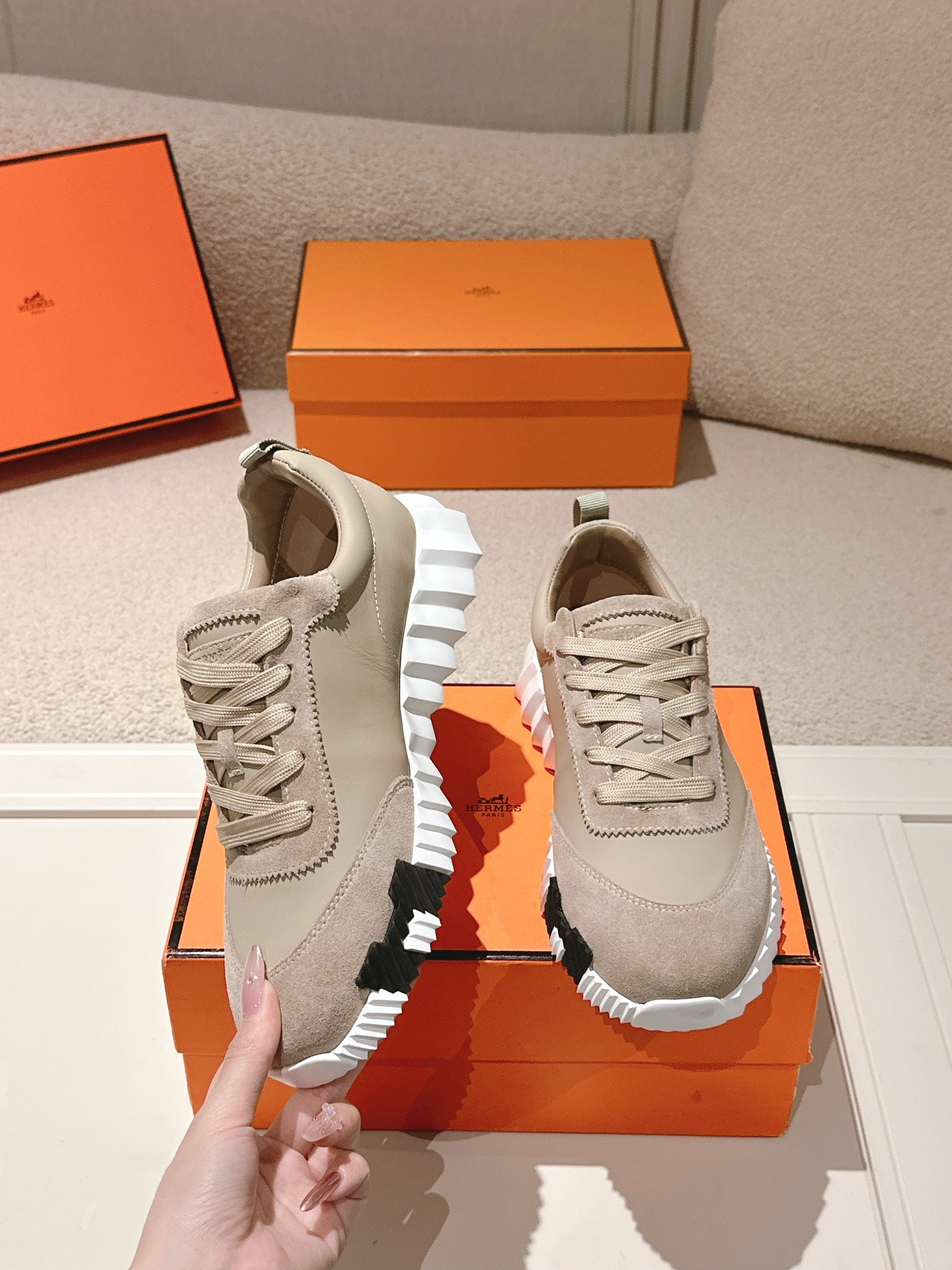 LuxluxHouse Best Quality Women Shoes Hermes