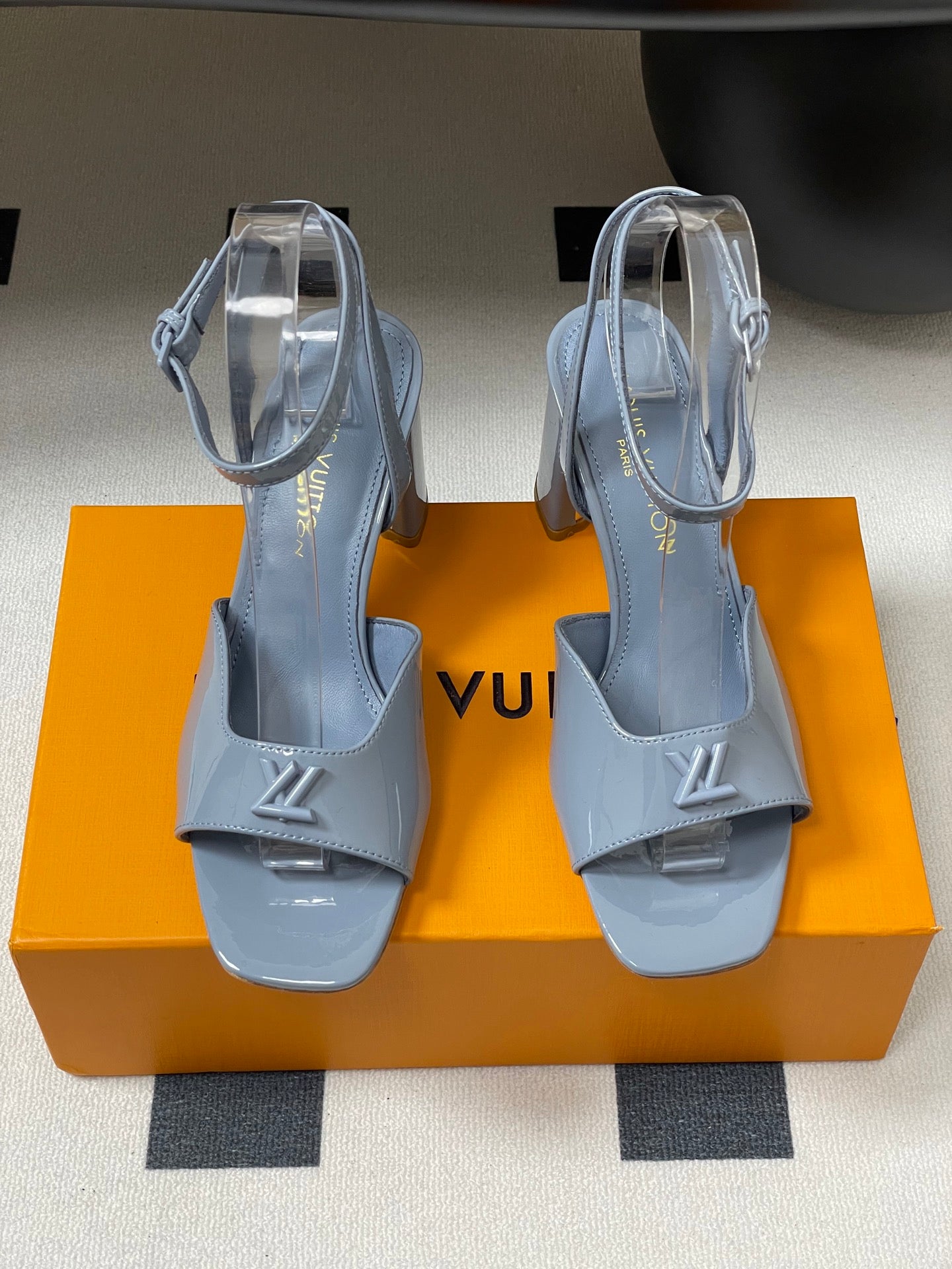 LuxluxHouse Best Quality Women Shoes Louis Vuitton