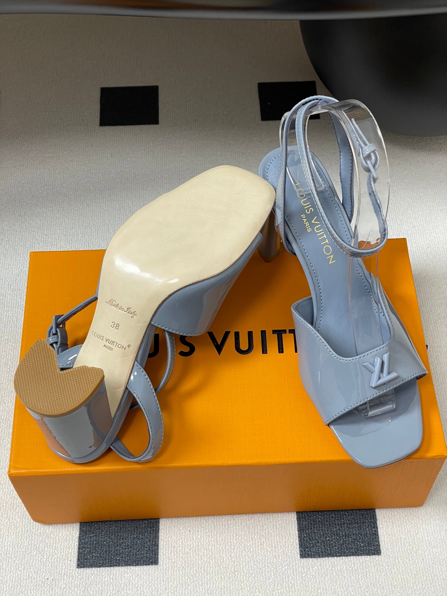 LuxluxHouse Best Quality Women Shoes Louis Vuitton
