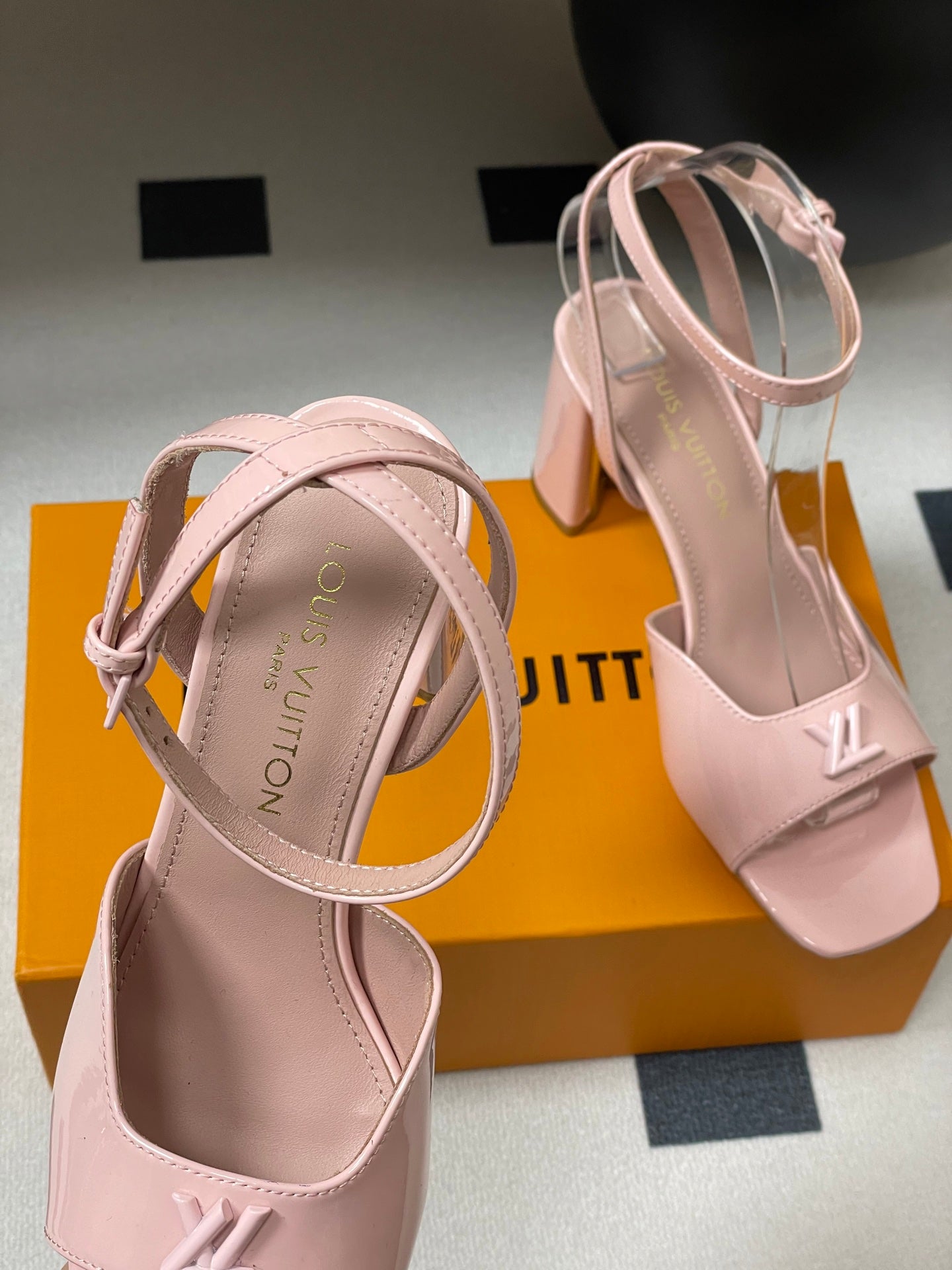 LuxluxHouse Best Quality Women Shoes Louis Vuitton