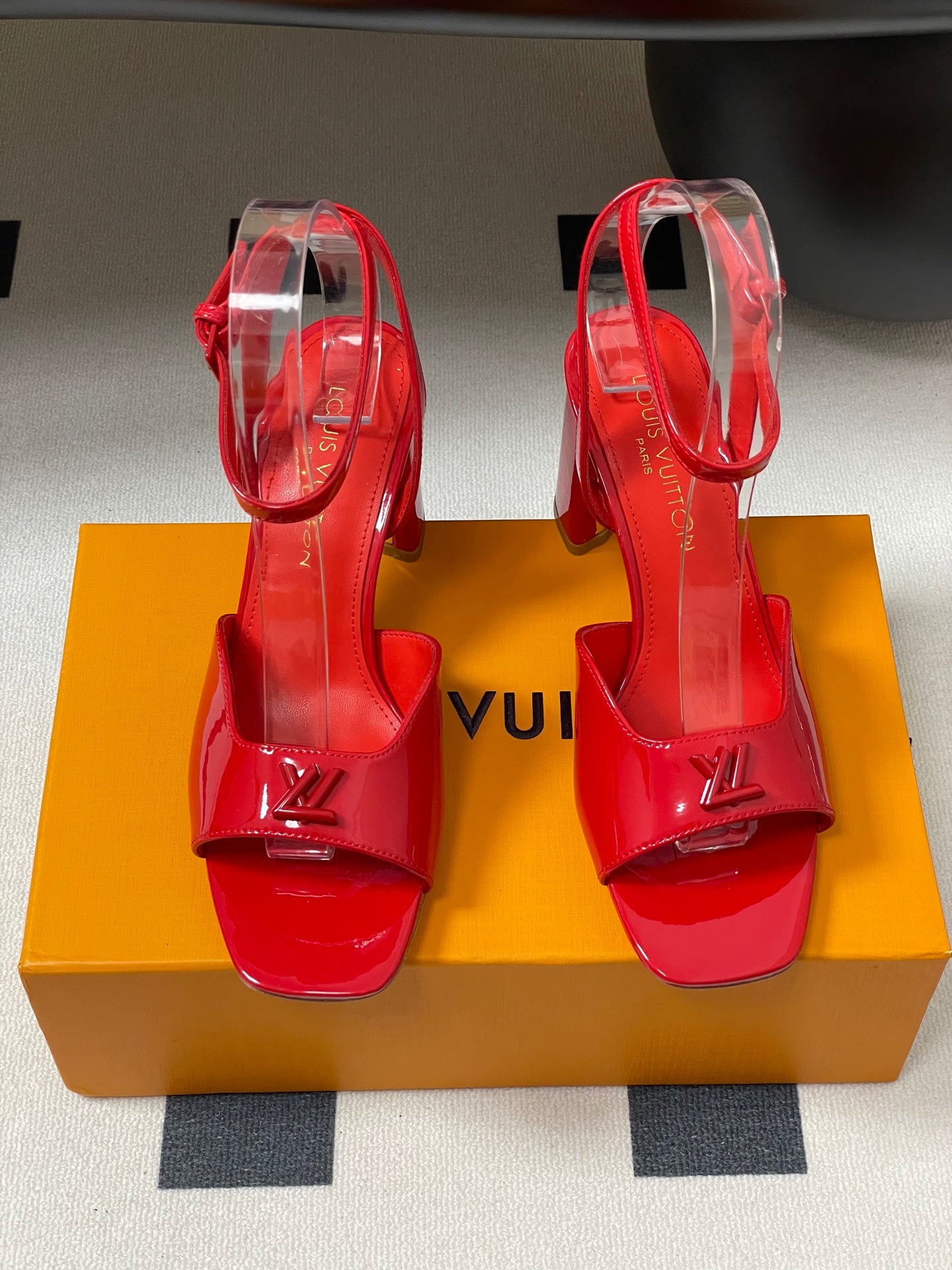 LuxluxHouse Best Quality Women Shoes Louis Vuitton