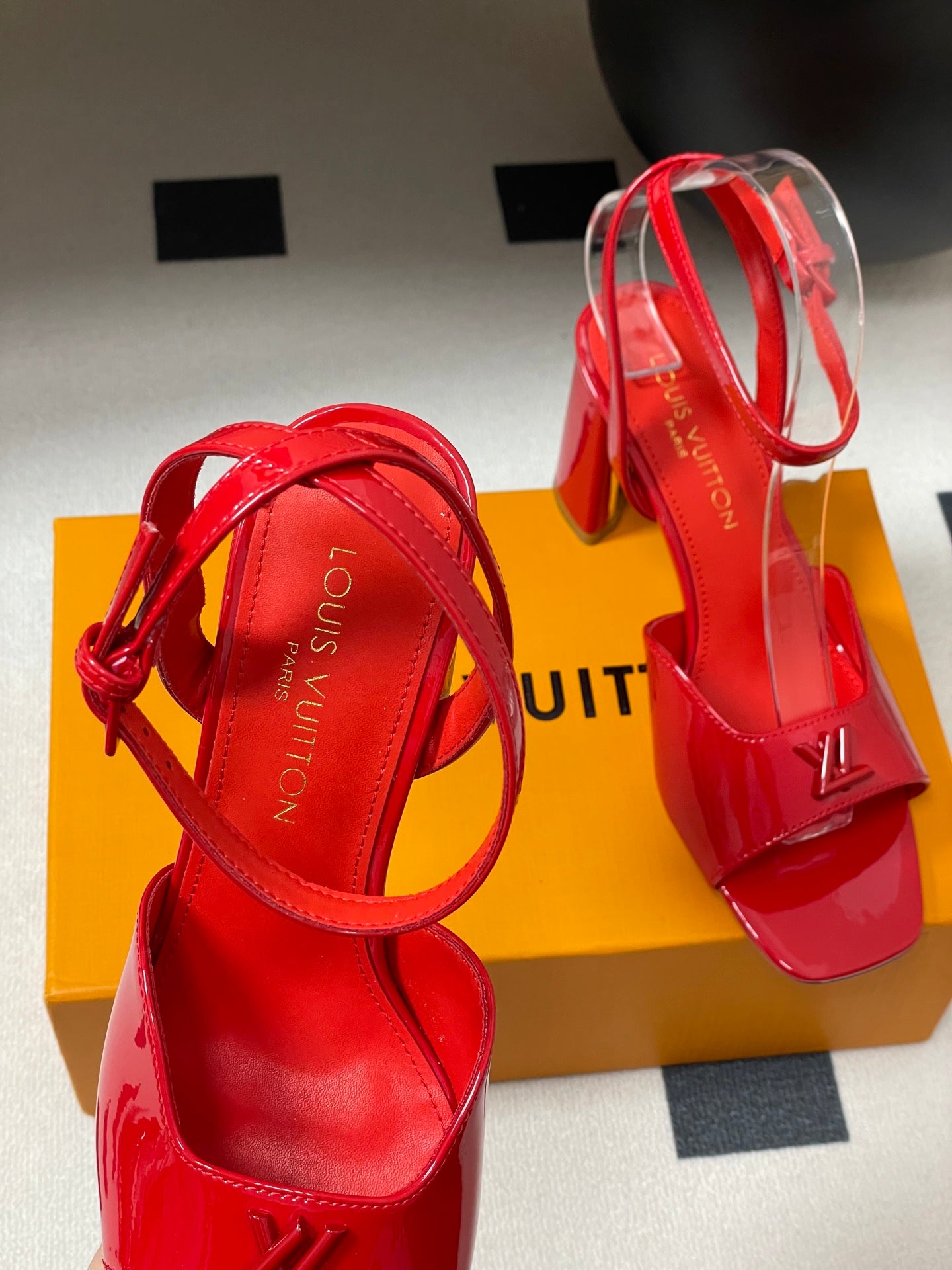 LuxluxHouse Best Quality Women Shoes Louis Vuitton
