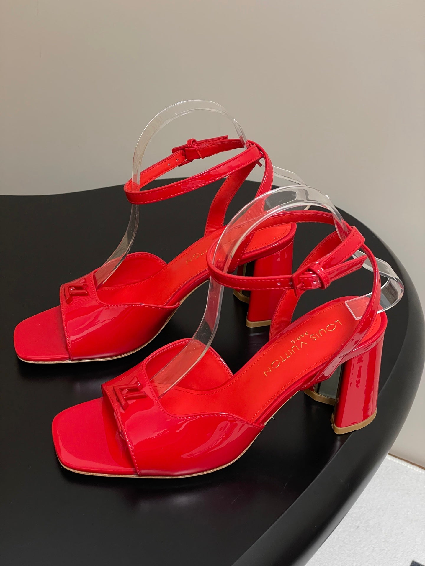LuxluxHouse Best Quality Women Shoes Louis Vuitton