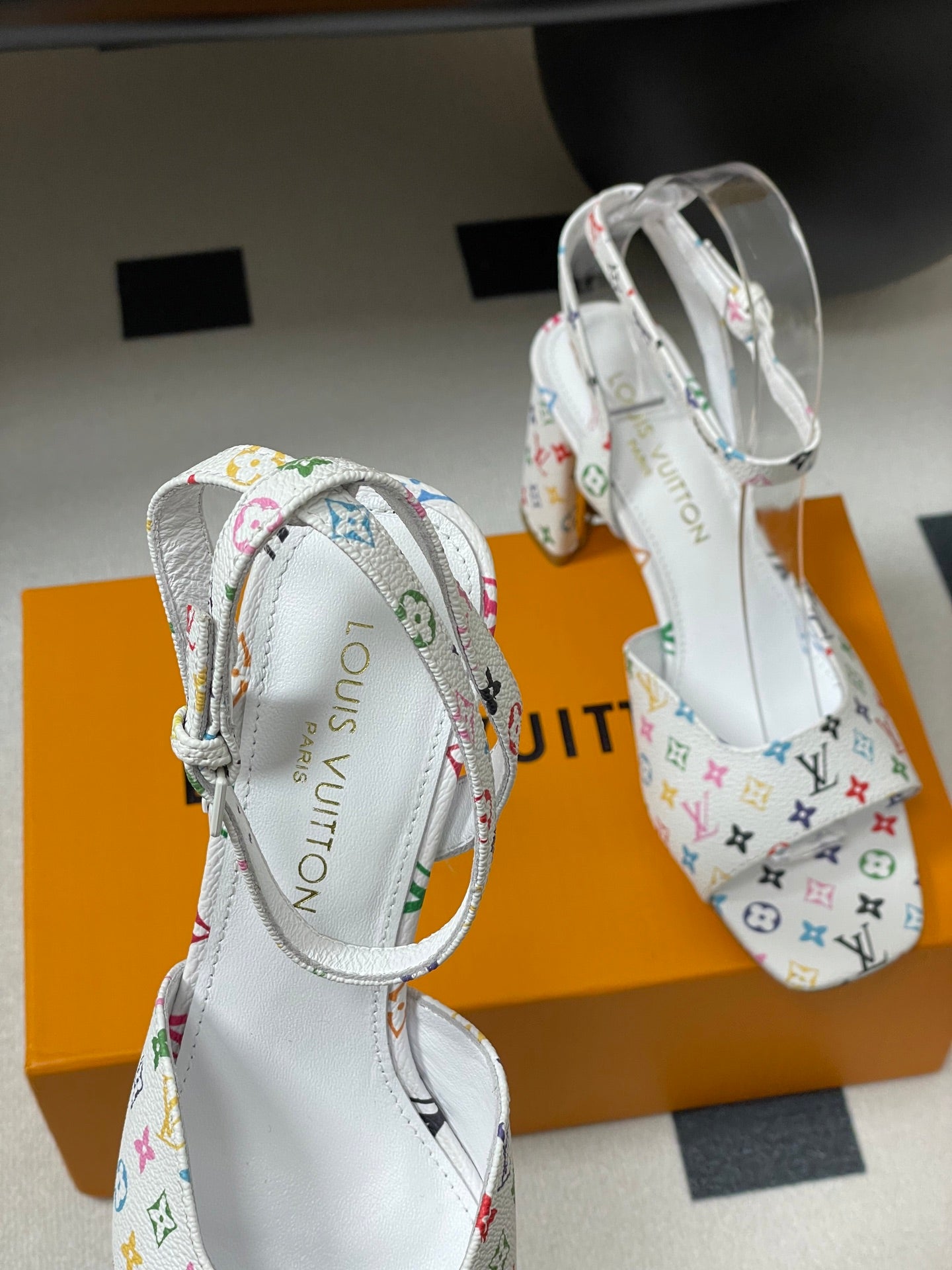 LuxluxHouse Best Quality Women Shoes Louis Vuitton