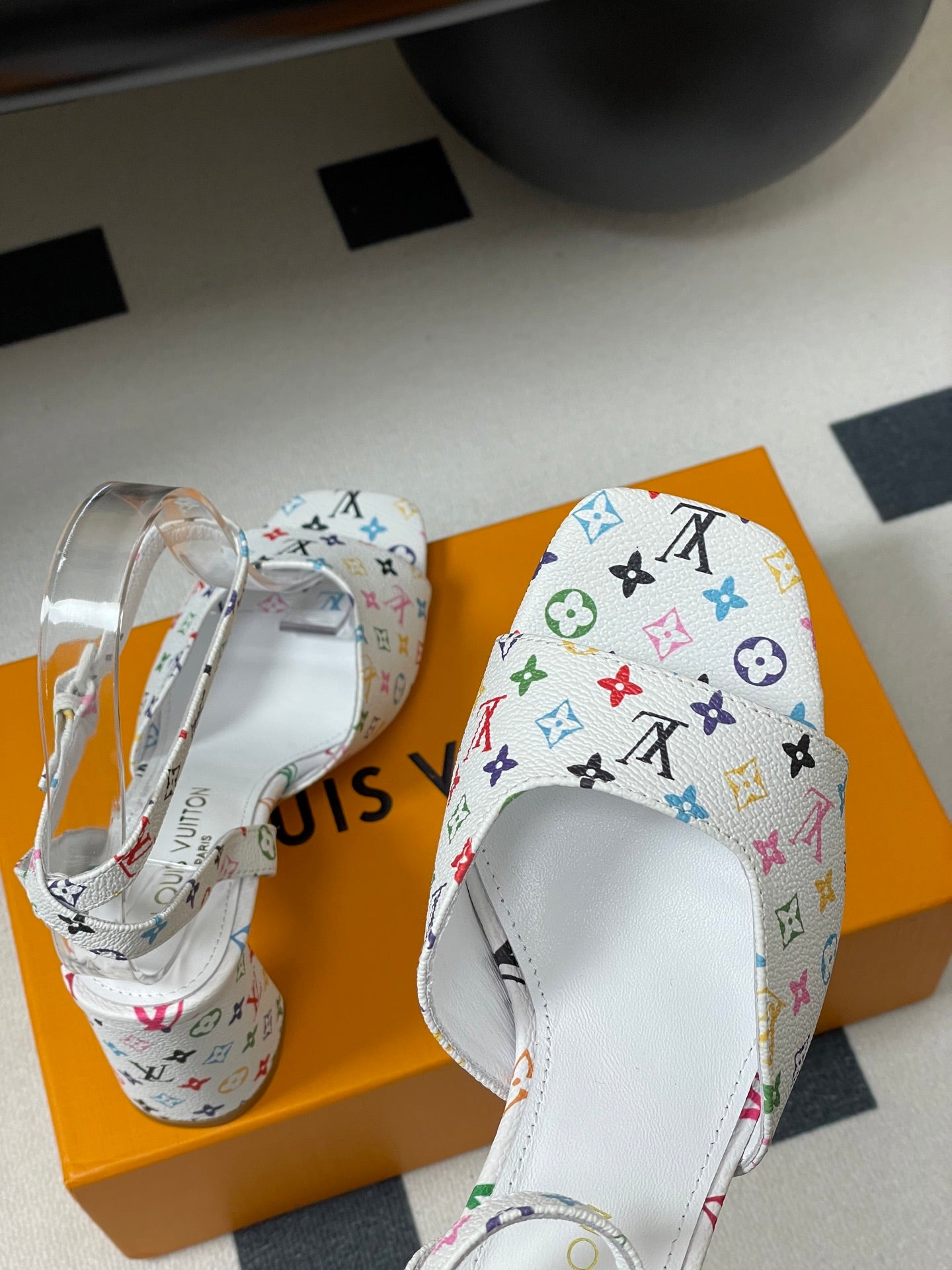 LuxluxHouse Best Quality Women Shoes Louis Vuitton