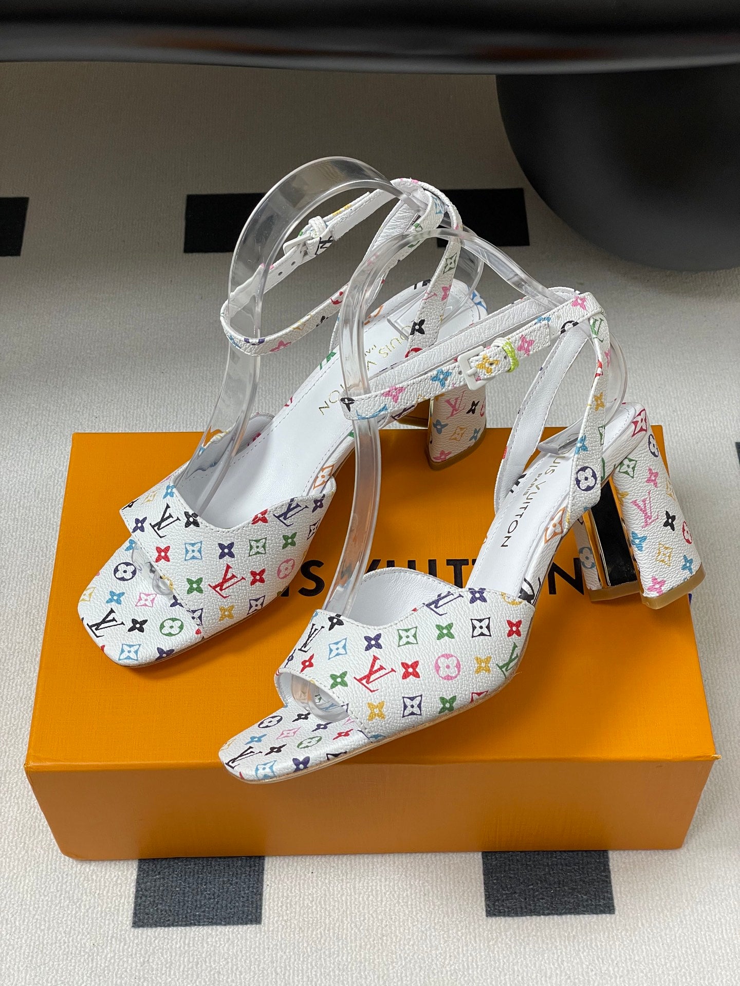 LuxluxHouse Best Quality Women Shoes Louis Vuitton