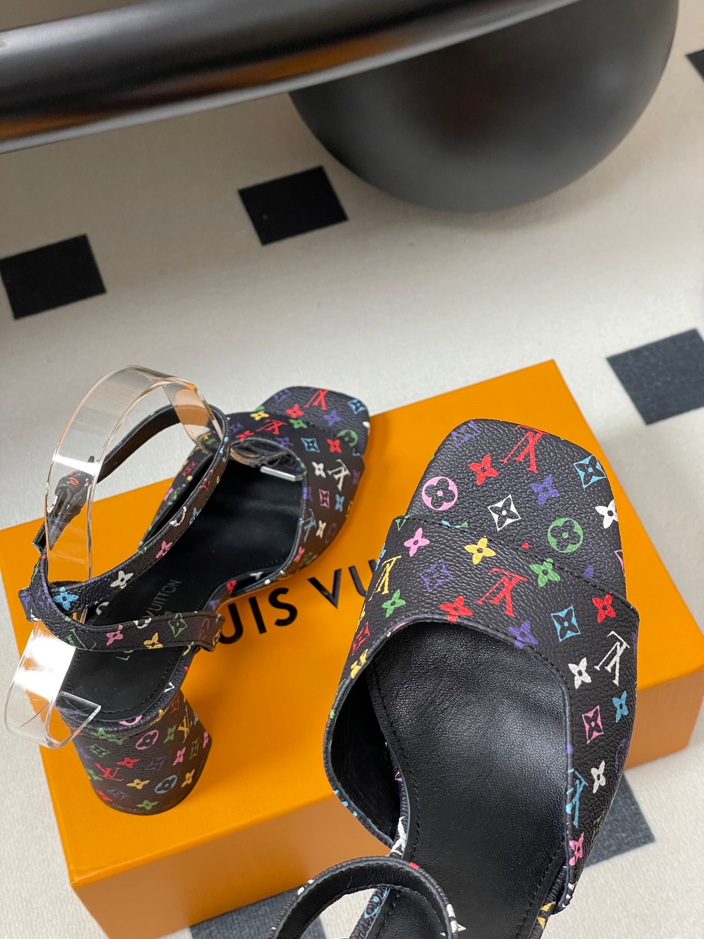 LuxluxHouse Best Quality Women Shoes Louis Vuitton