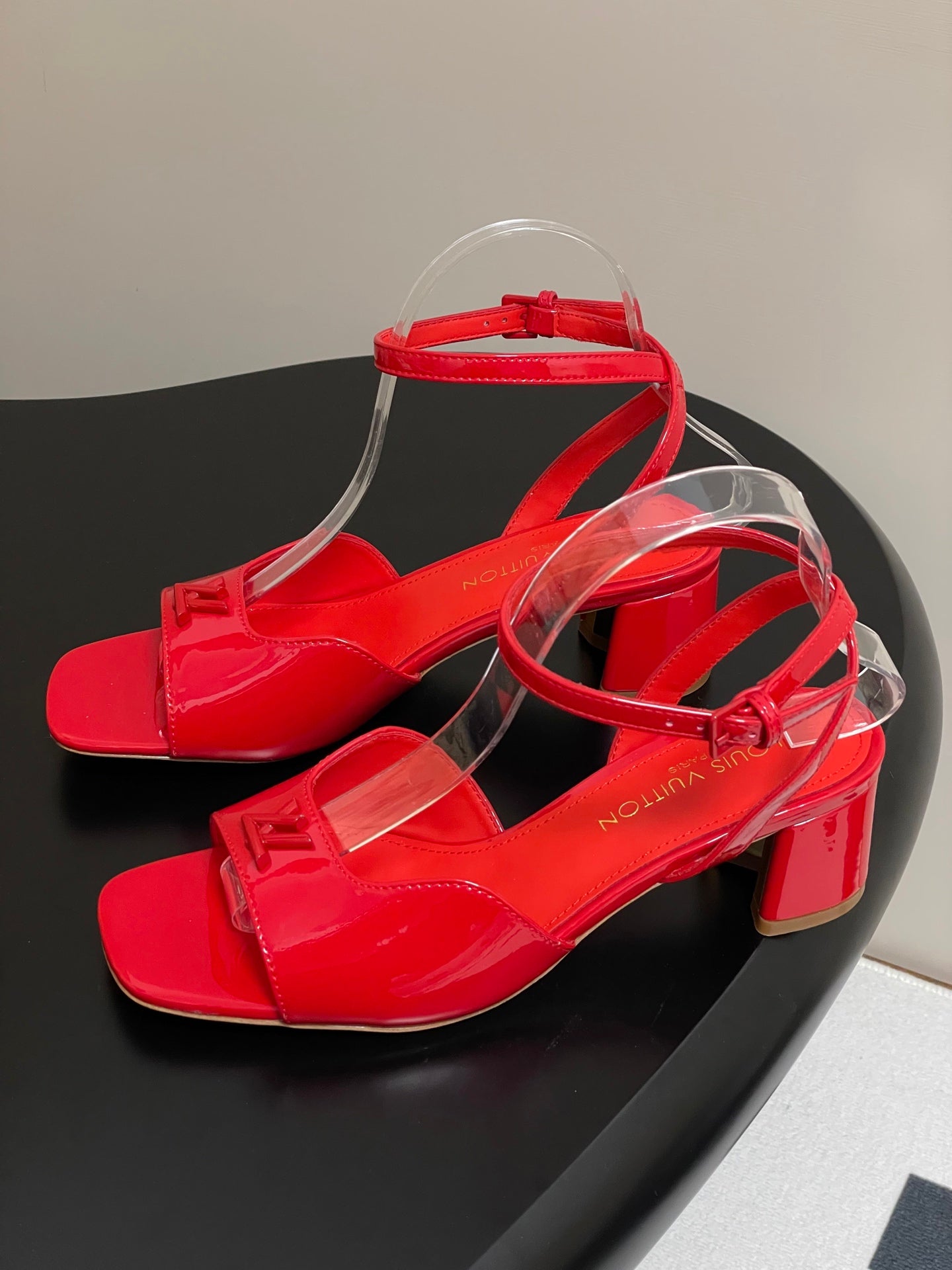 LuxluxHouse Best Quality Women Shoes Louis Vuitton