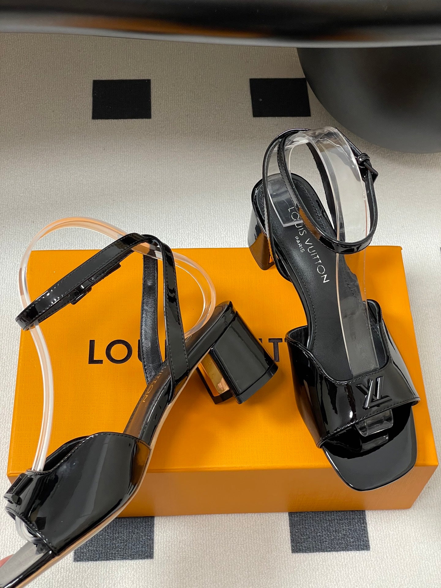 LuxluxHouse Best Quality Women Shoes Louis Vuitton