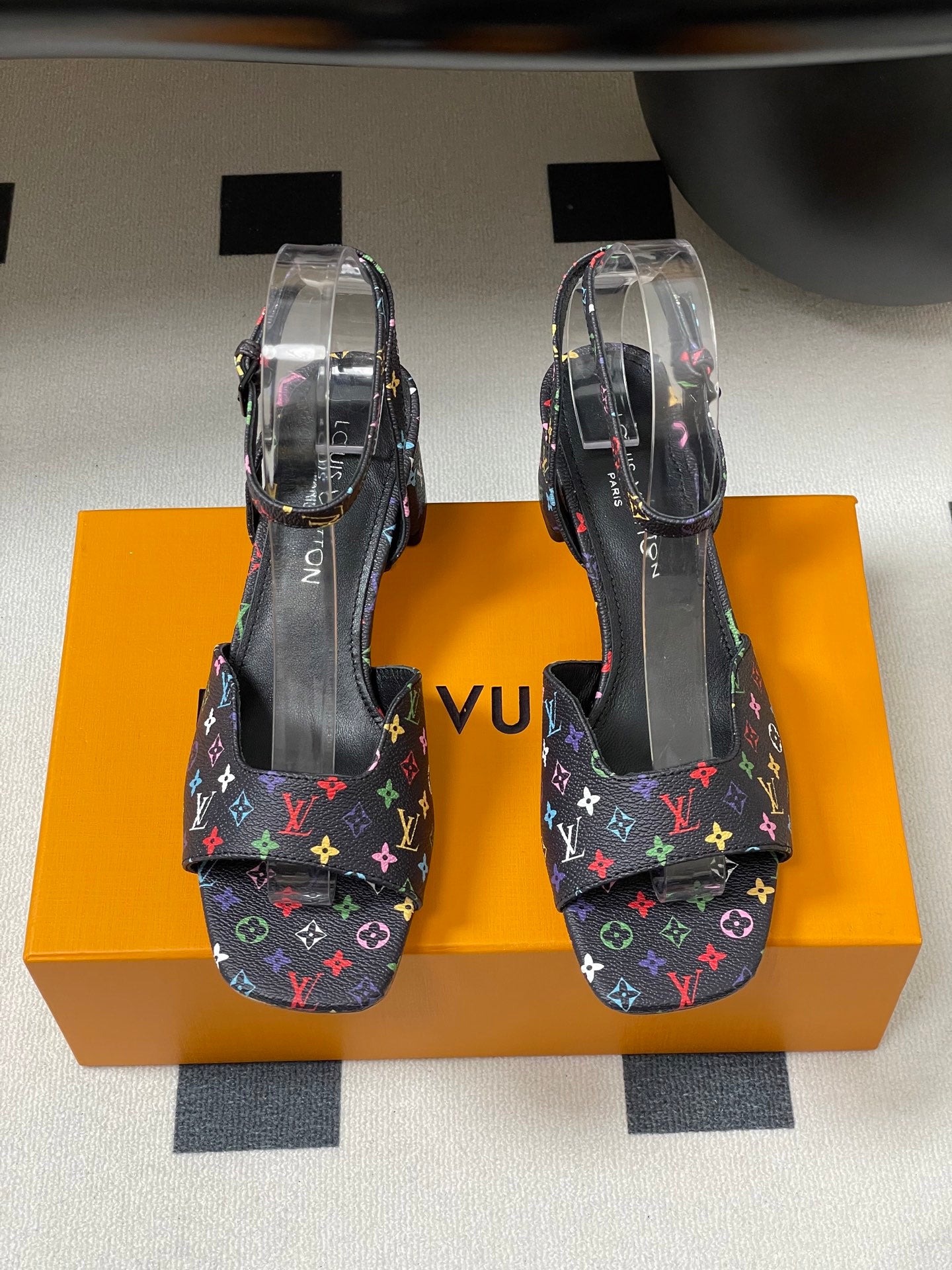 LuxluxHouse Best Quality Women Shoes Louis Vuitton