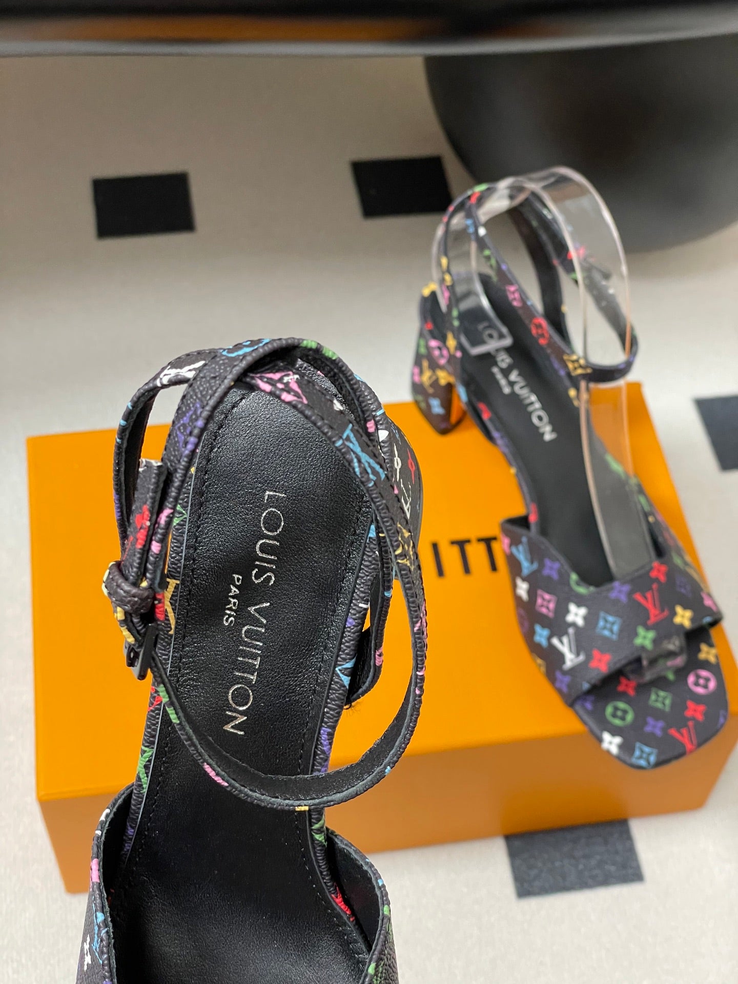LuxluxHouse Best Quality Women Shoes Louis Vuitton