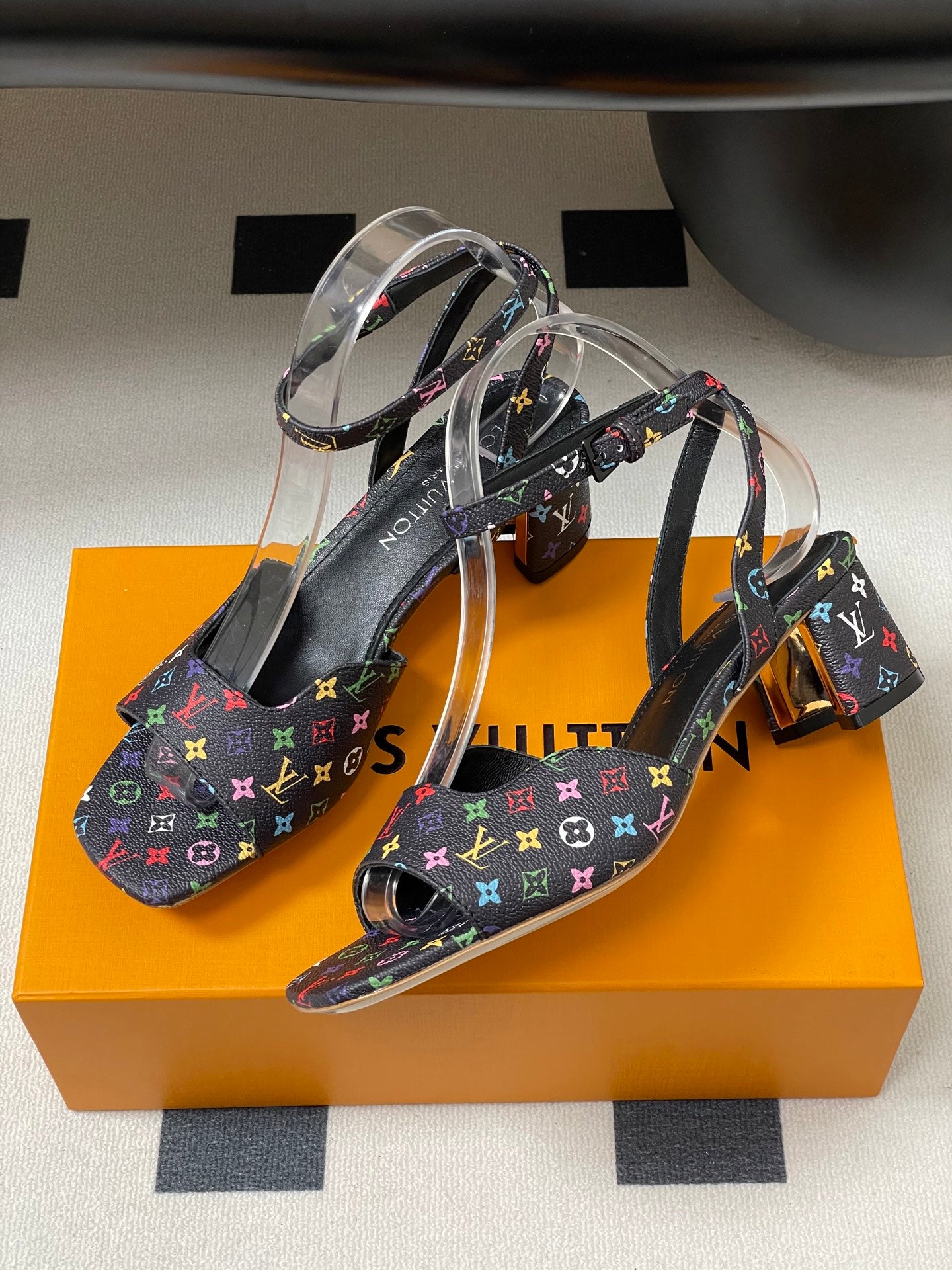 LuxluxHouse Best Quality Women Shoes Louis Vuitton