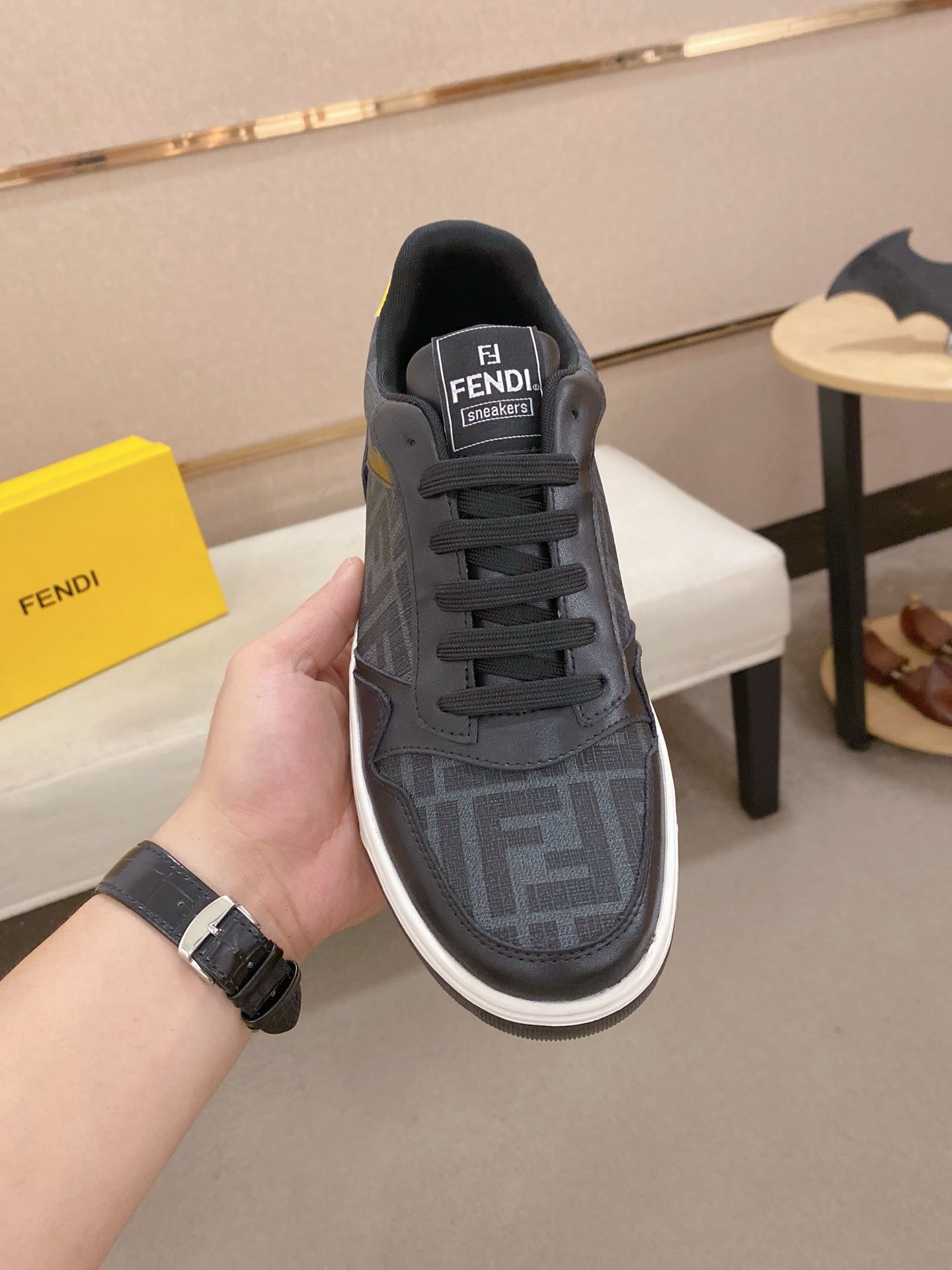 LuxluxHouse Best Quality Shoes Fendi