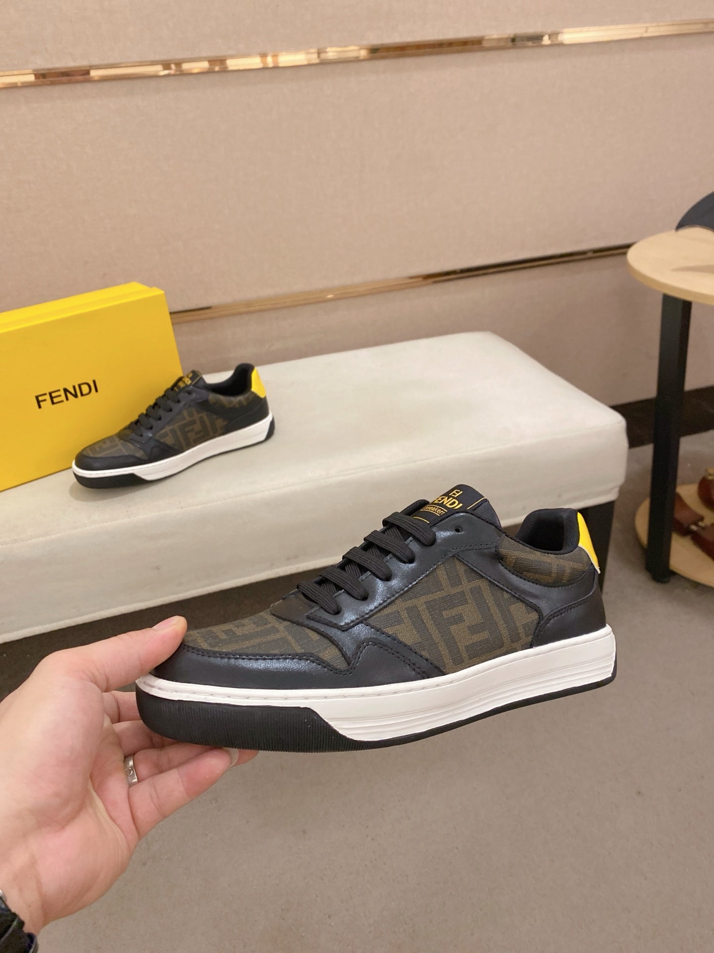 LuxluxHouse Best Quality Shoes Fendi