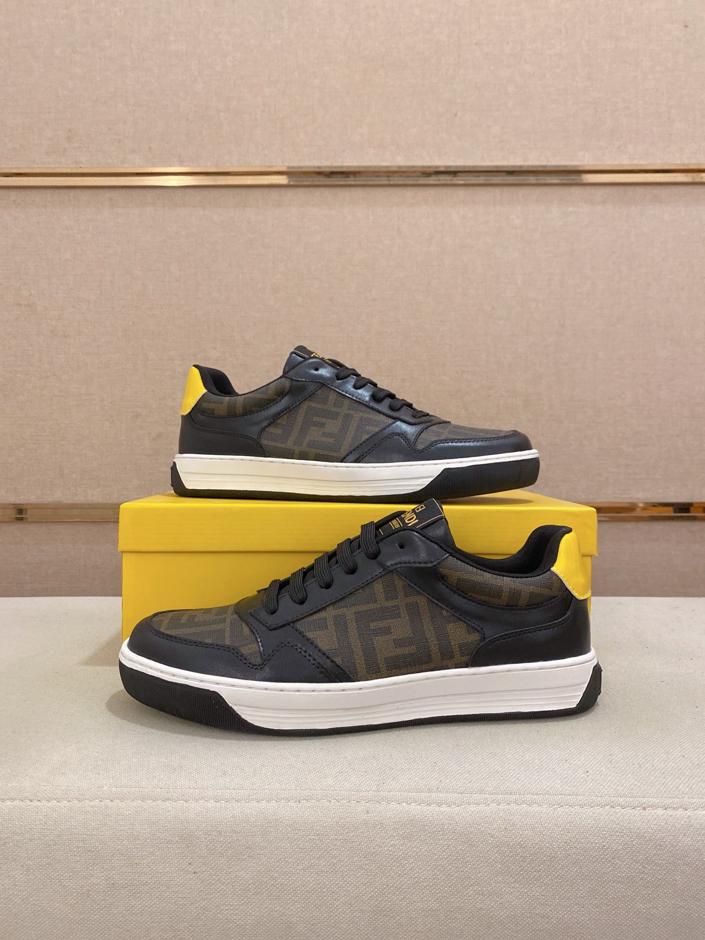 LuxluxHouse Best Quality Shoes Fendi