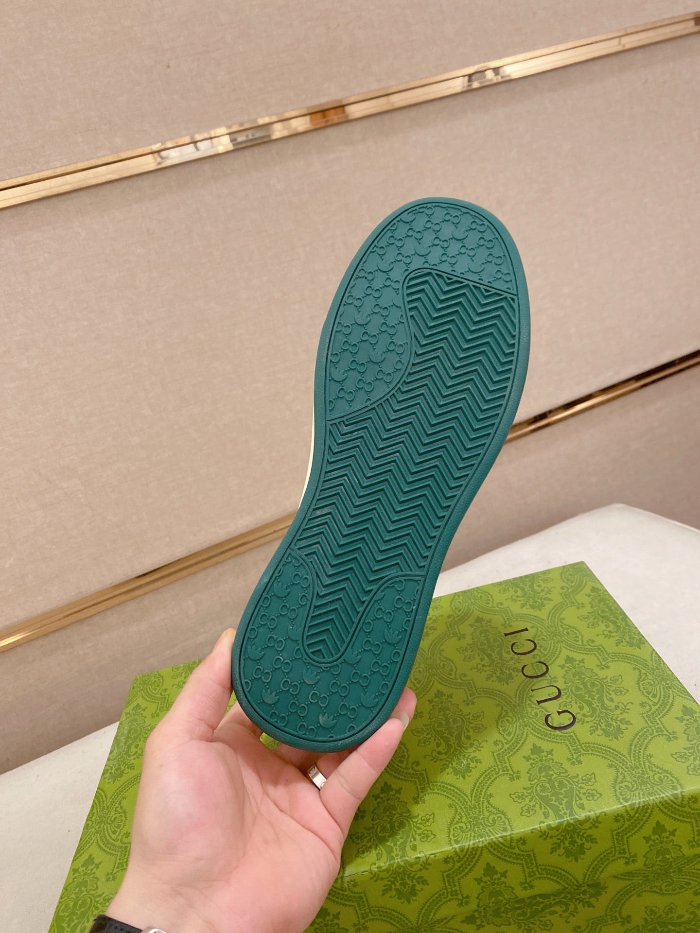 LuxluxHouse Best Quality Shoes Gucci