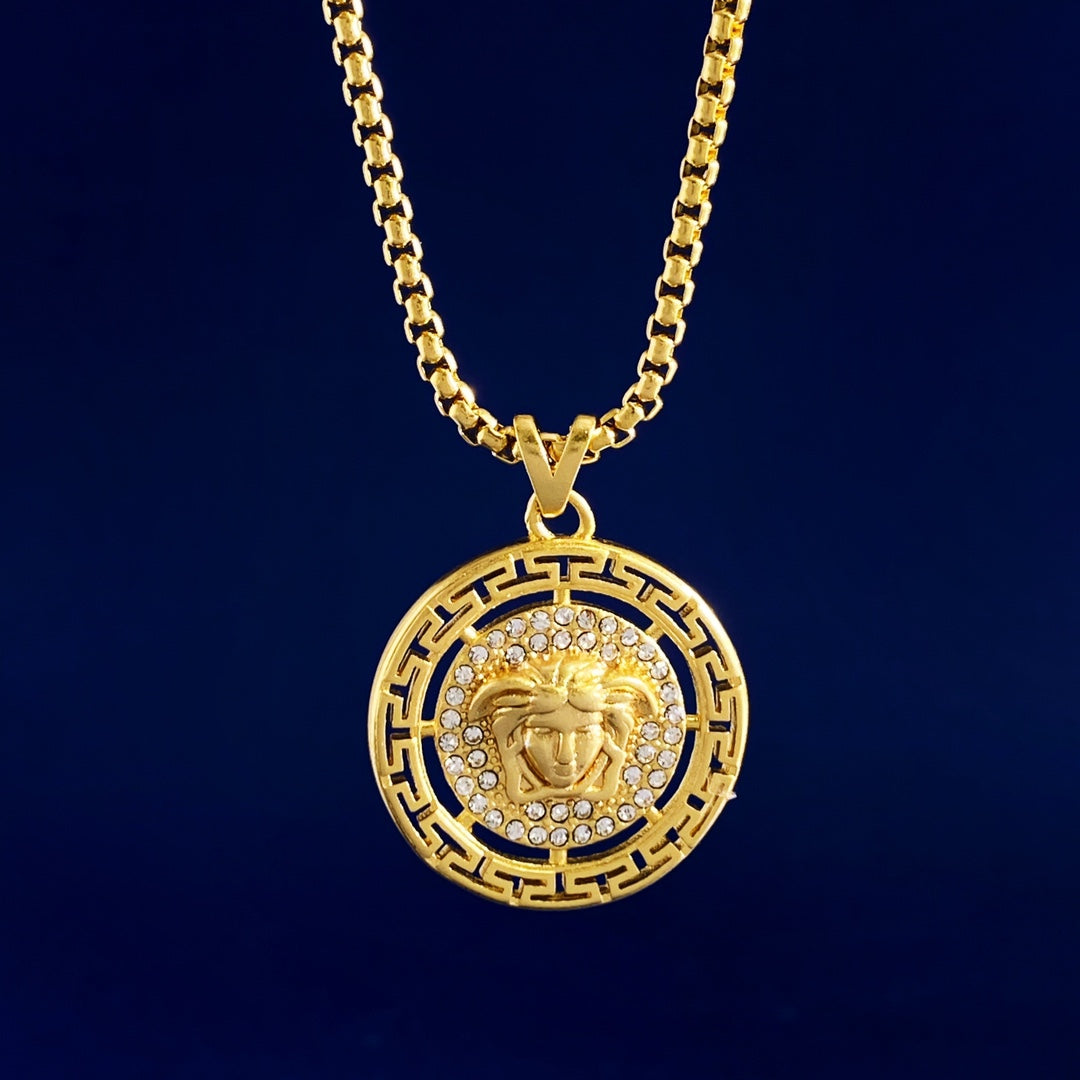 LuxluxHouse Best Quality Accessories Versace