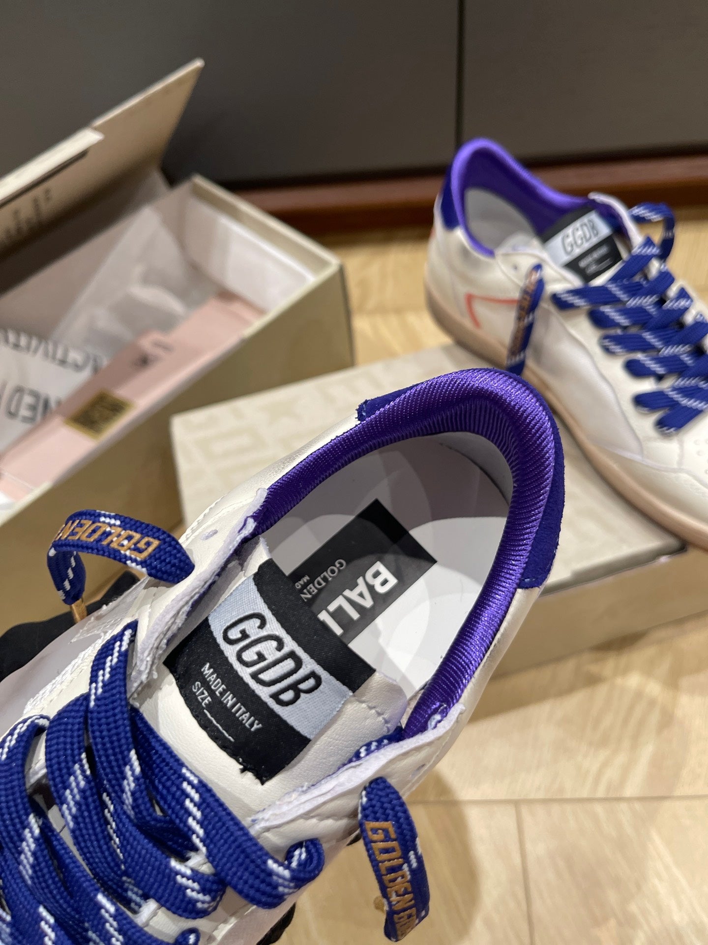 LuxluxHouse Best Quality Shoes Golden Goose