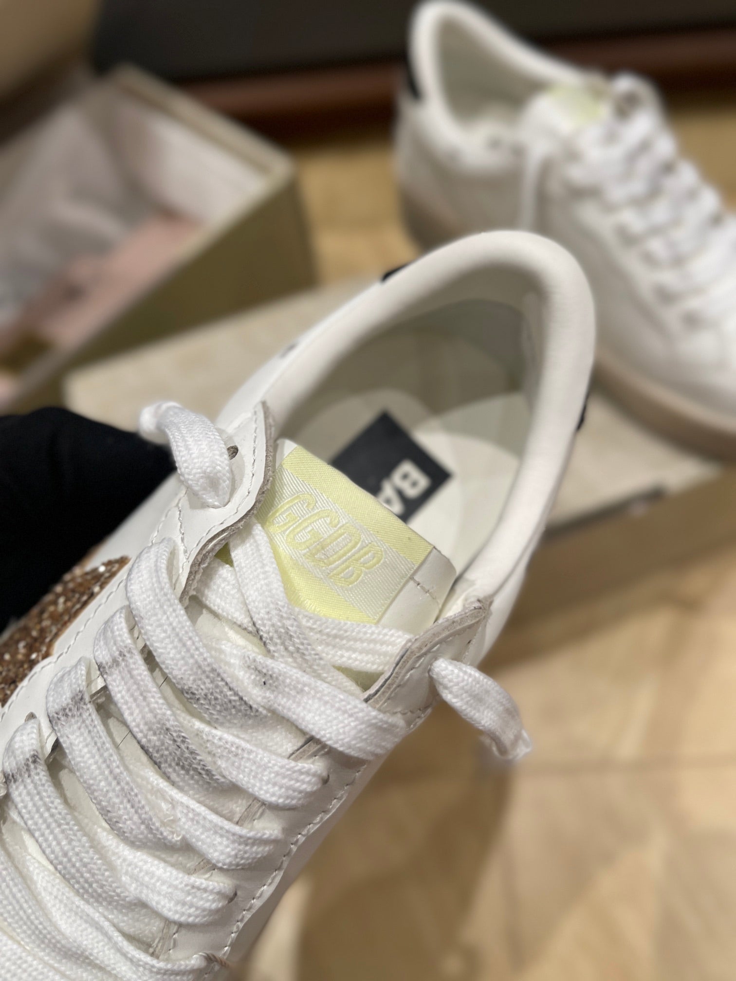 LuxluxHouse Best Quality Shoes Golden Goose