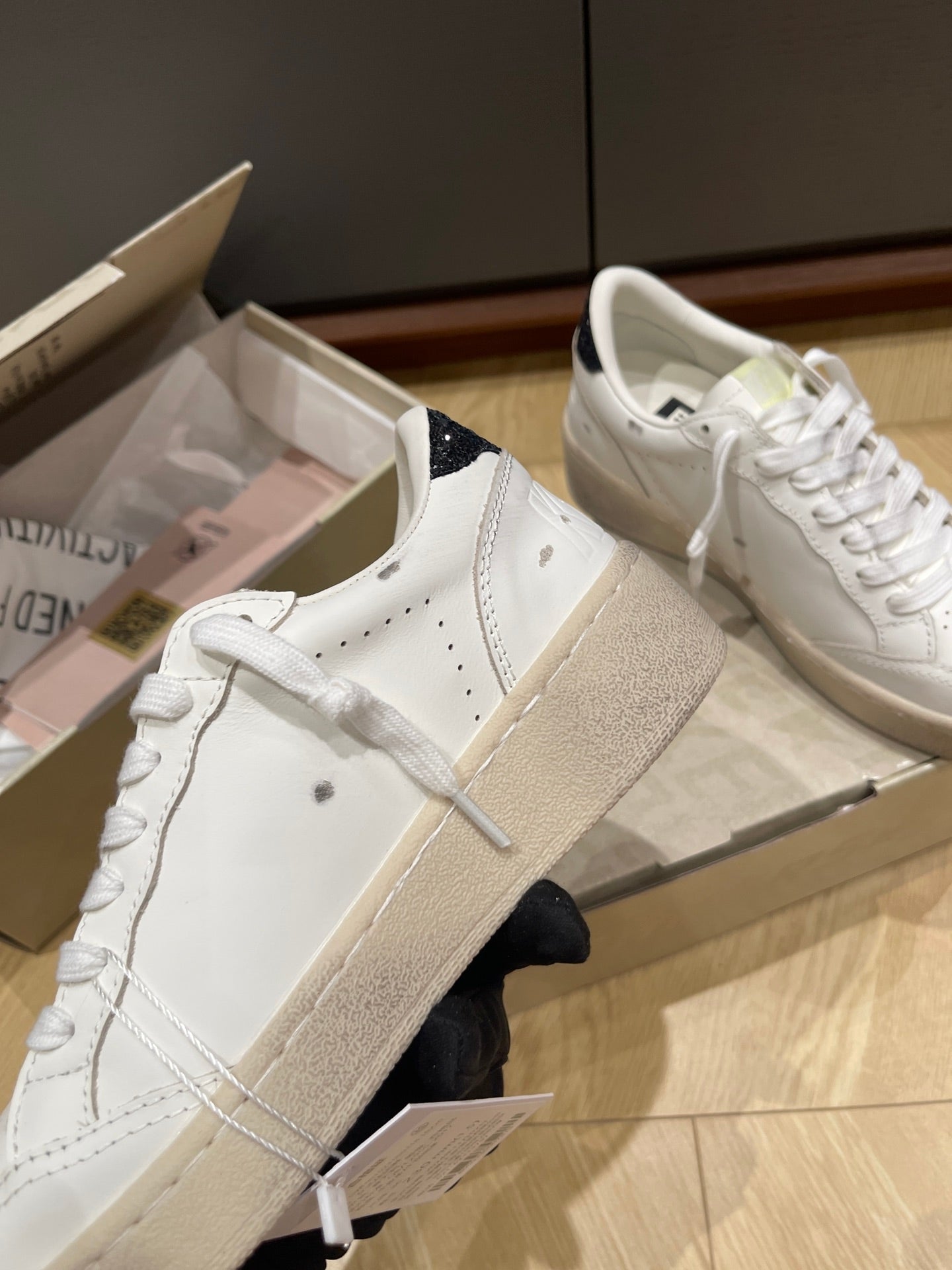 LuxluxHouse Best Quality Shoes Golden Goose