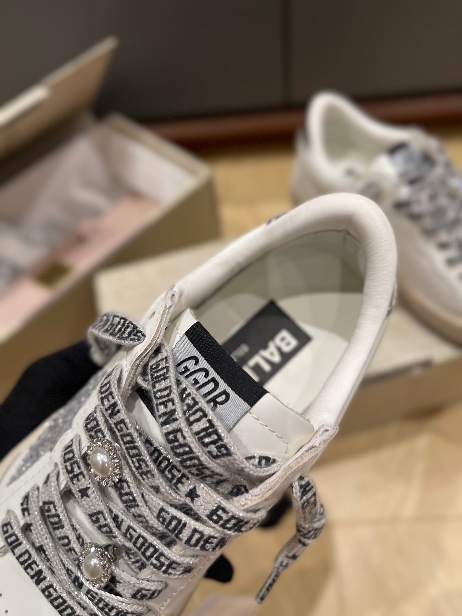 LuxluxHouse Best Quality Shoes Golden Goose