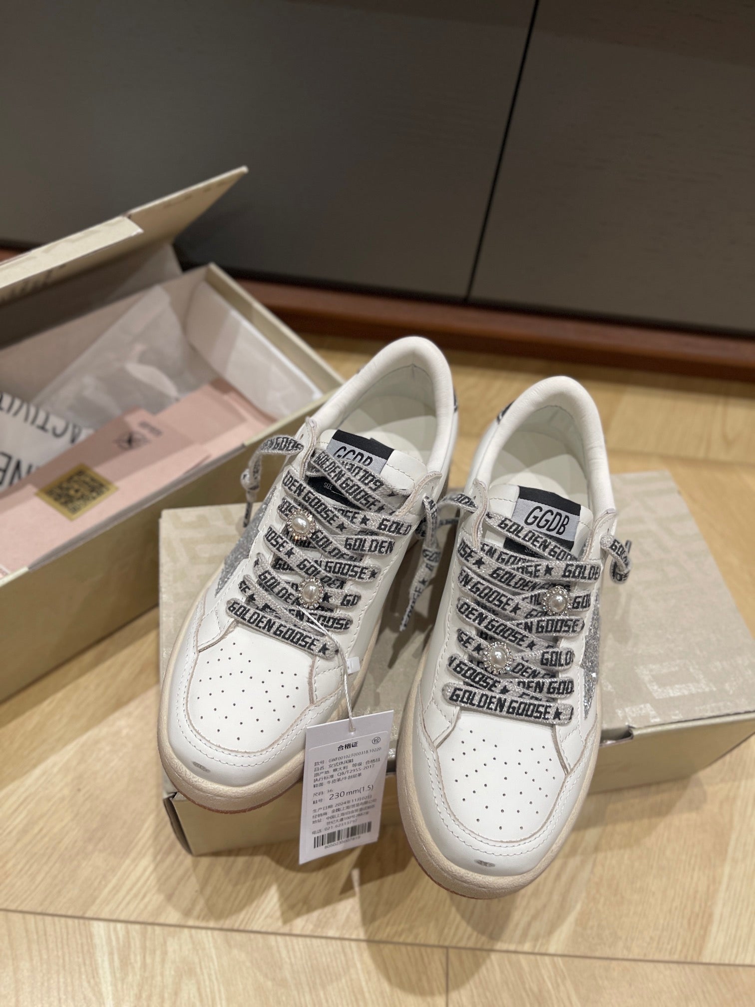 LuxluxHouse Best Quality Shoes Golden Goose