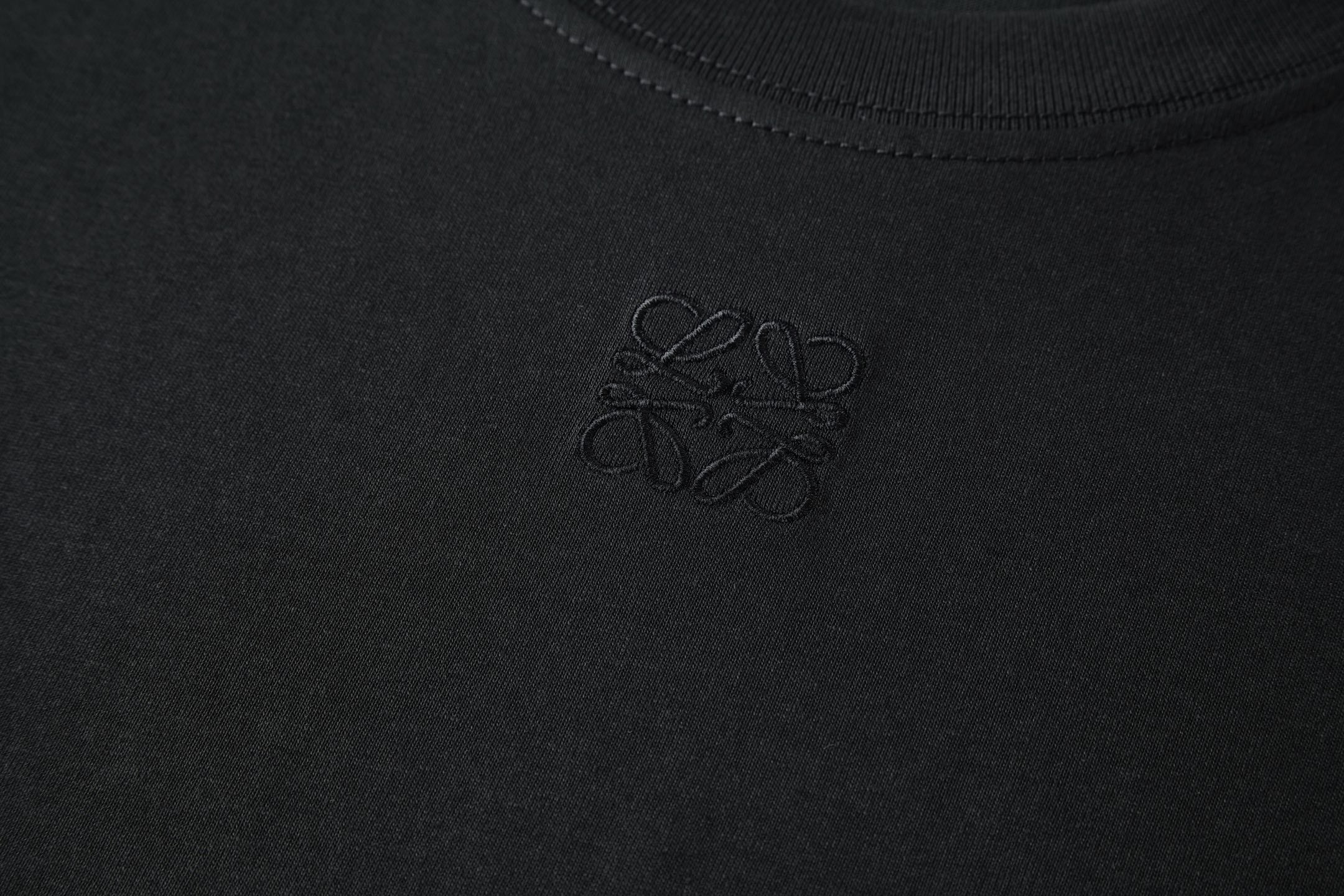 LuxluxHouse Best Quality Clothes T-shirt Loewe