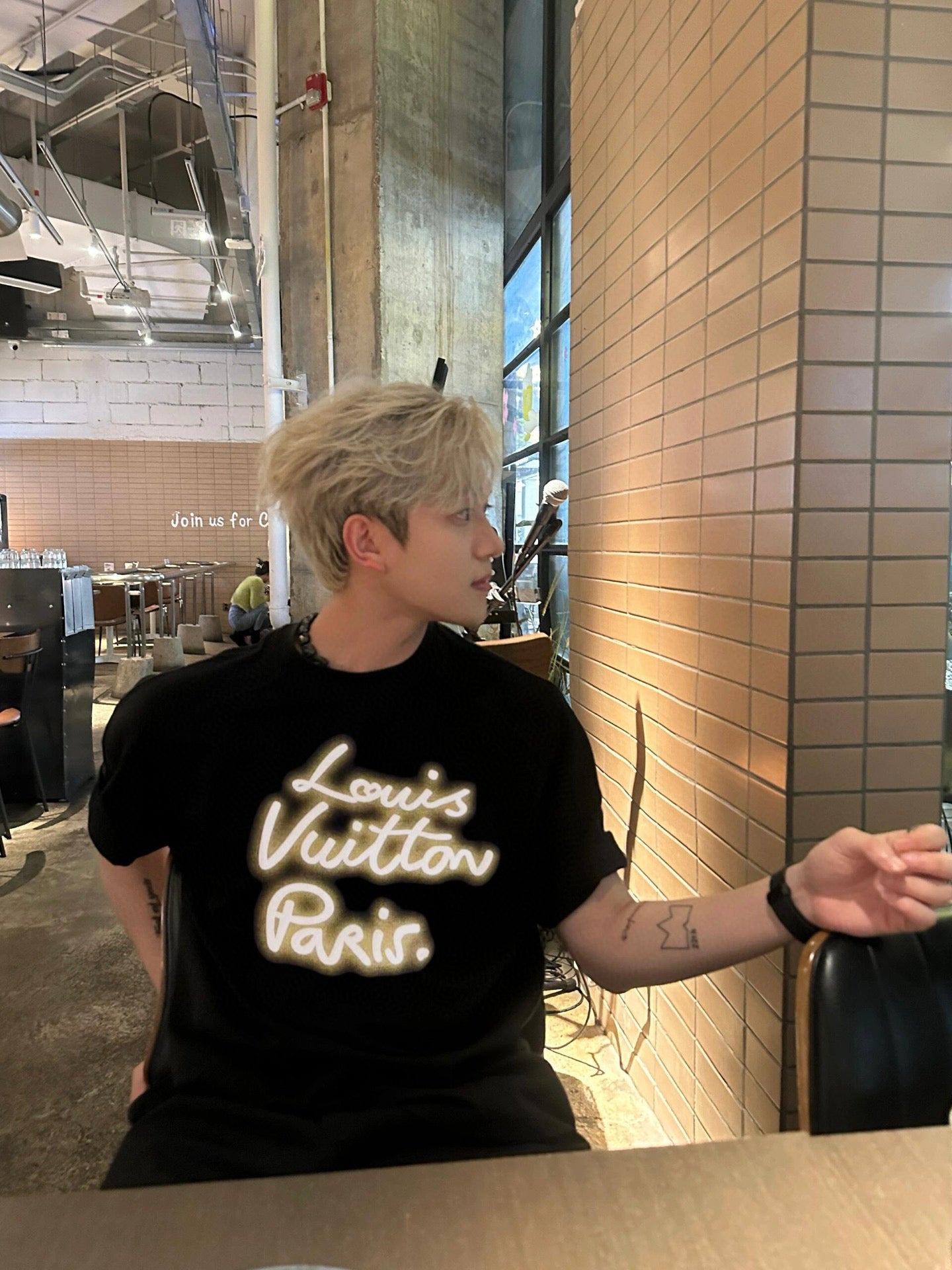 LuxluxHouse Best Quality Clothes T-shirt Louis Vuitton