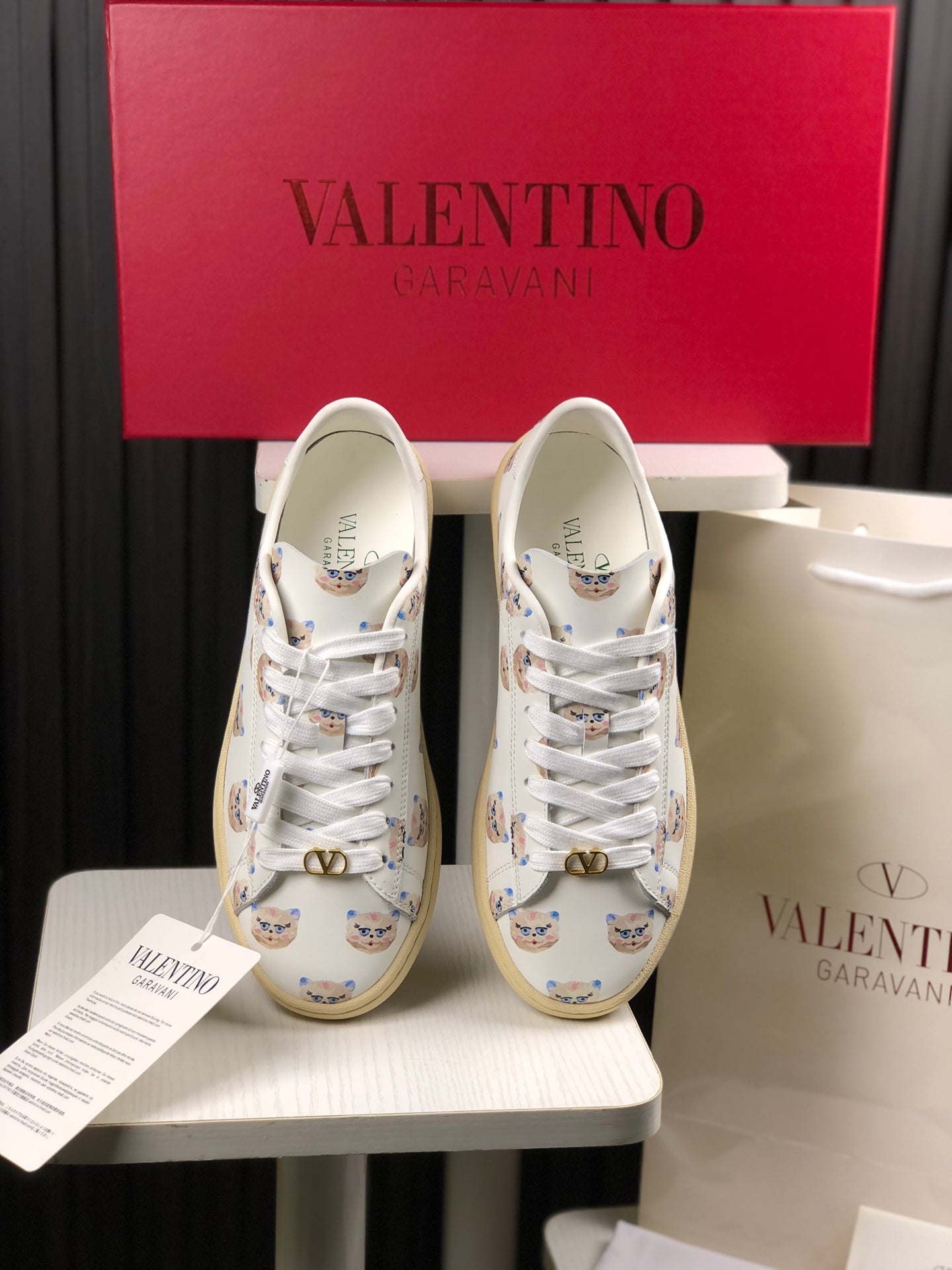 LuxluxHouse Best Quality Valentino Women Shoes