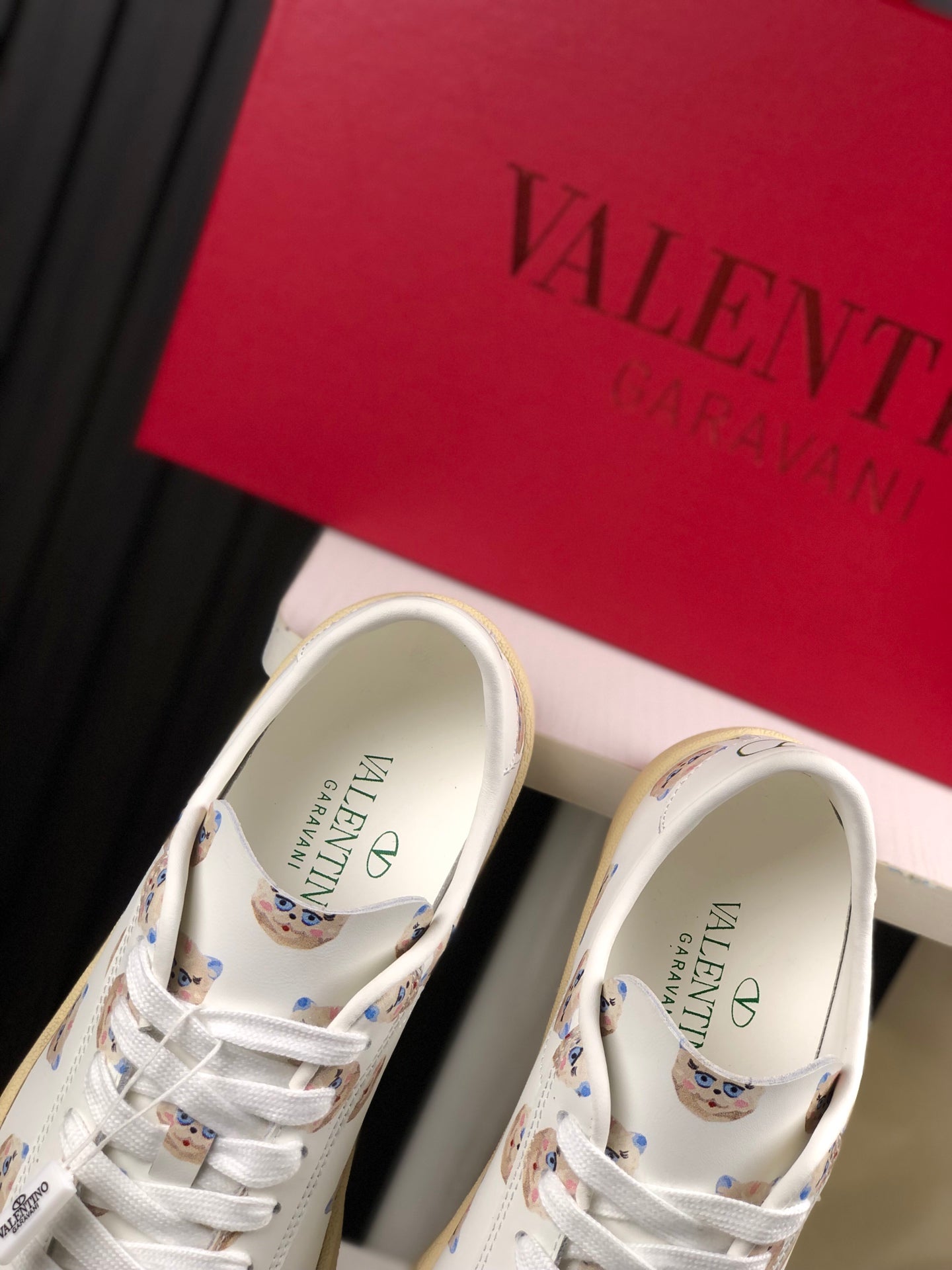 LuxluxHouse Best Quality Valentino Women Shoes