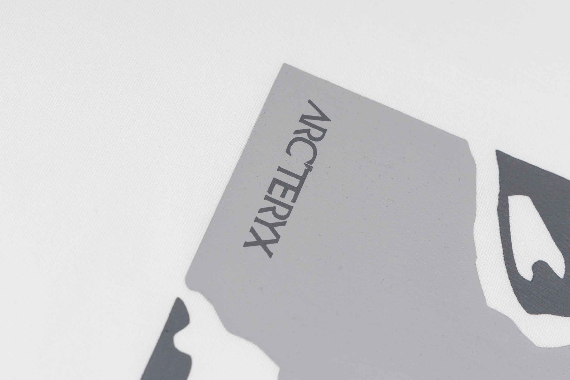 LuxluxHouse Best Quality Clothes T-shirt Arcteryx