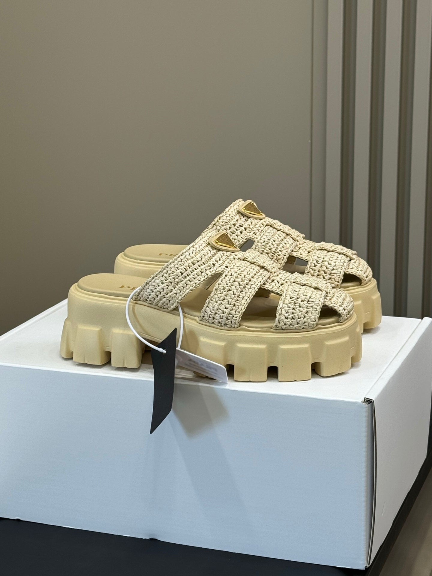LuxluxHouse Best Quality Women Shoes Prada