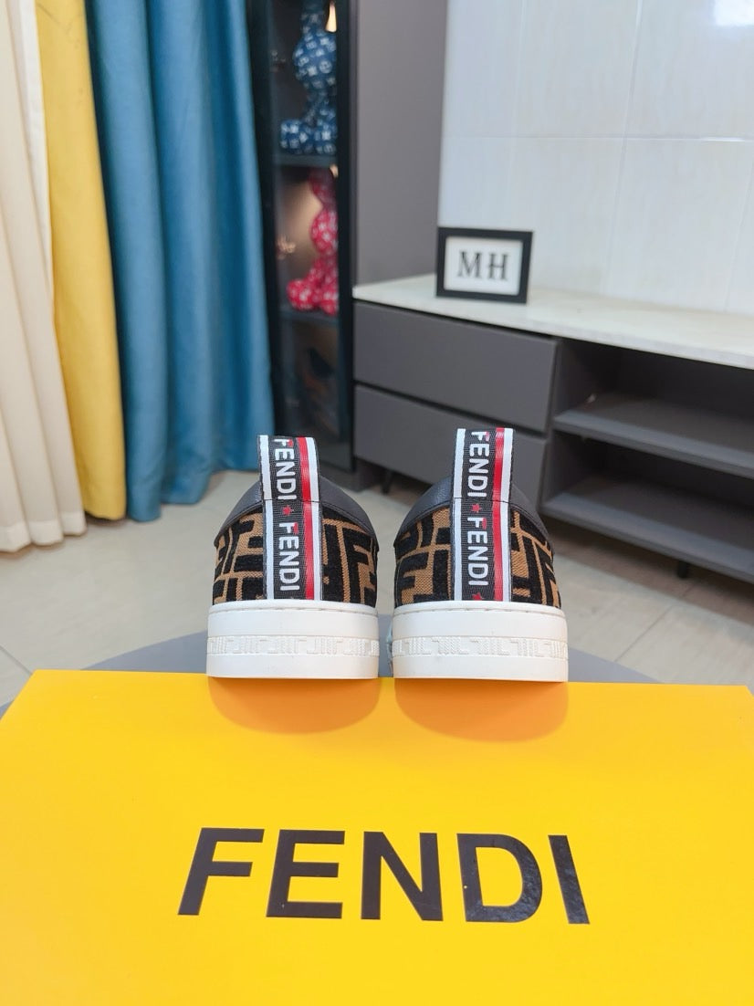 LuxluxHouse Best Quality Shoes Fendi