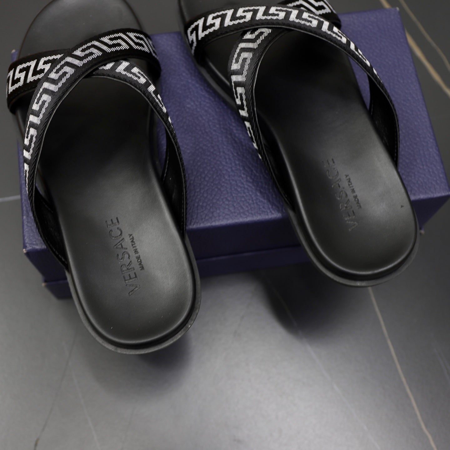 LuxluxHouse Best Quality Sandals Versace
