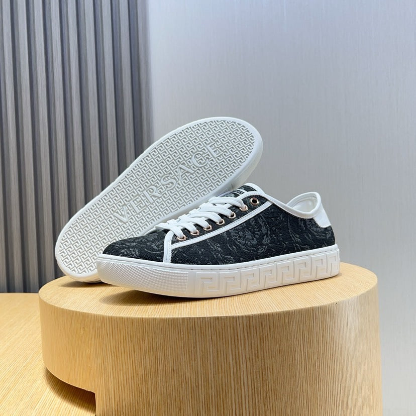 LuxluxHouse Best Quality Shoes Versace