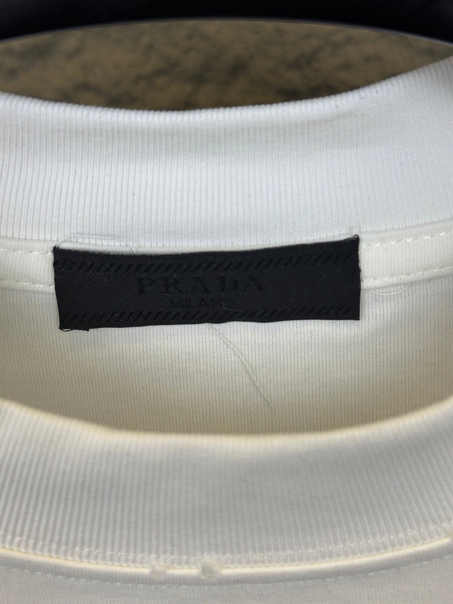 LuxluxHouse Best Quality Clothes T-shirt Prada