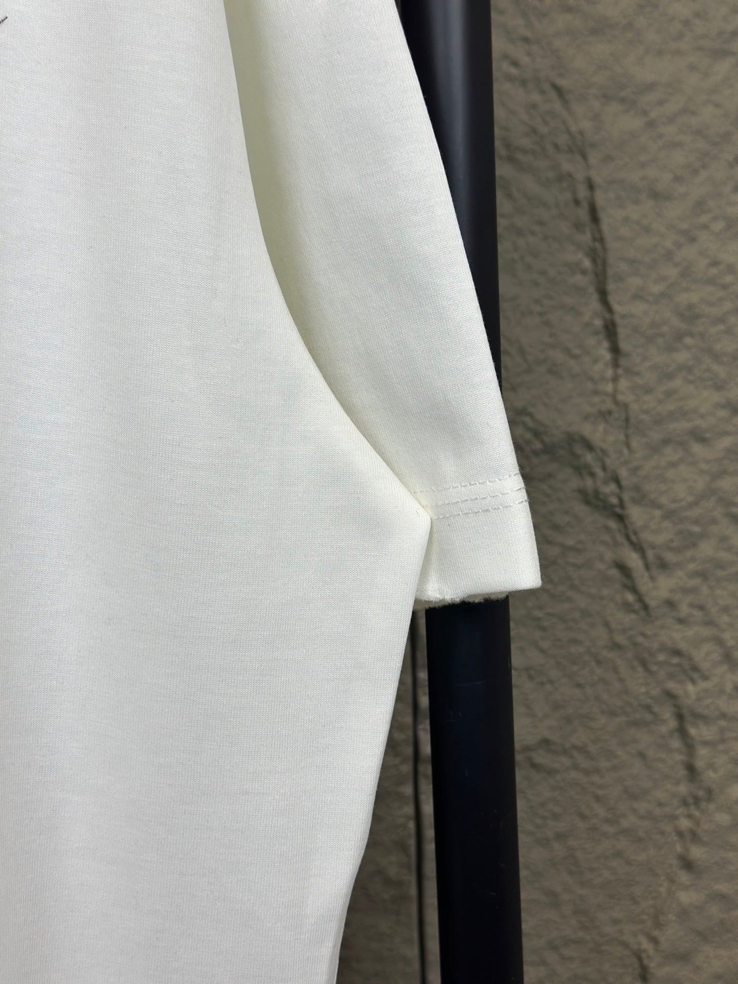 LuxluxHouse Best Quality Clothes T-shirt Prada