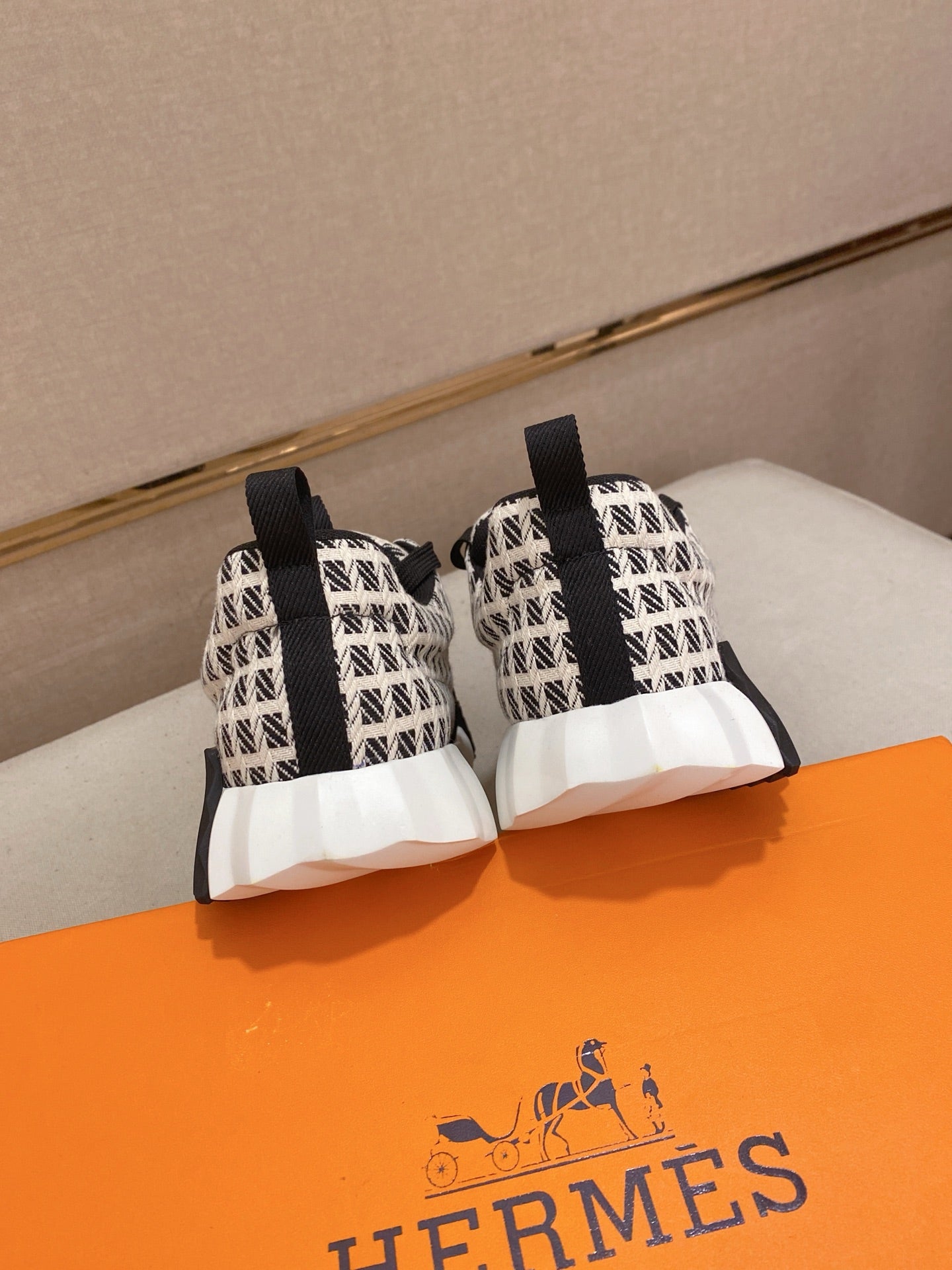 LuxluxHouse Best Quality Shoes Hermes