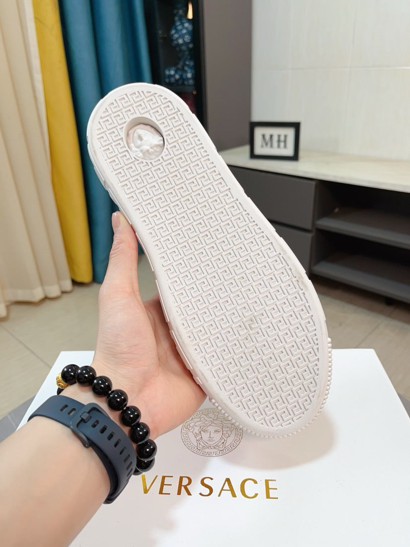 LuxluxHouse Best Quality Shoes Versace