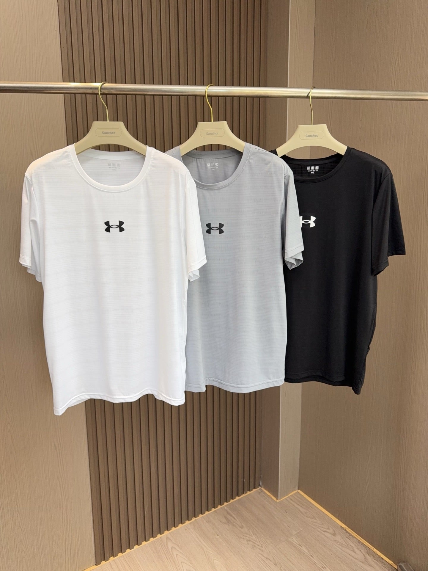 LuxluxHouse Best Quality Clothes T-shirt