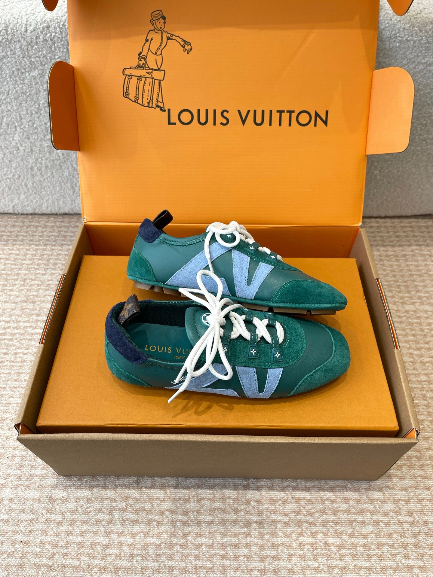 LuxluxHouse Best Quality Women Shoes Louis Vuitton