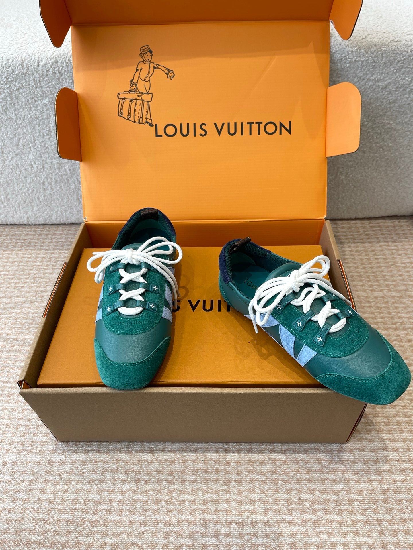 LuxluxHouse Best Quality Women Shoes Louis Vuitton