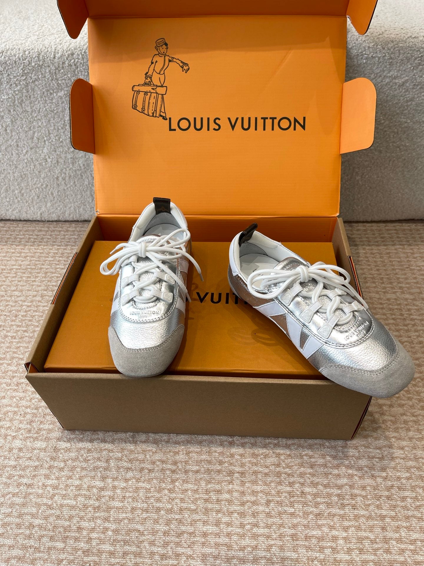 LuxluxHouse Best Quality Women Shoes Louis Vuitton
