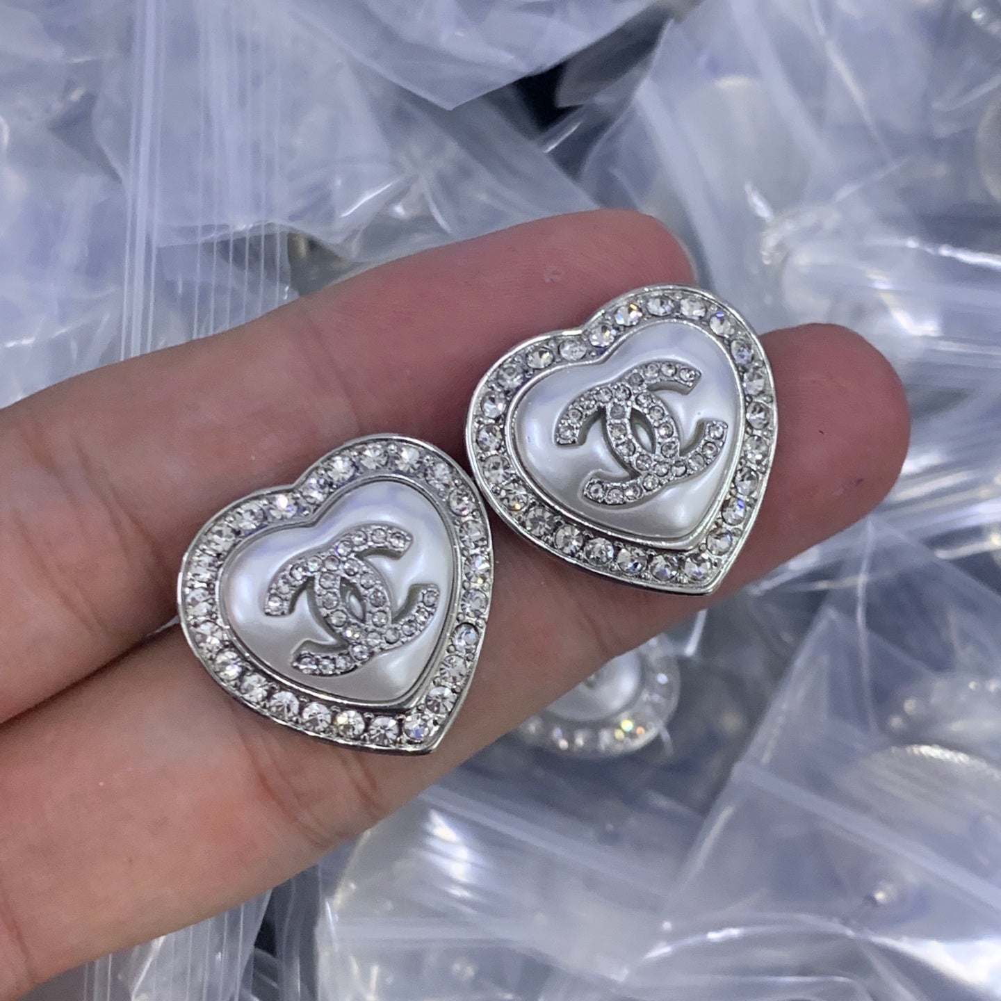 luxluxhouse Low price and high quality accessories Chanel