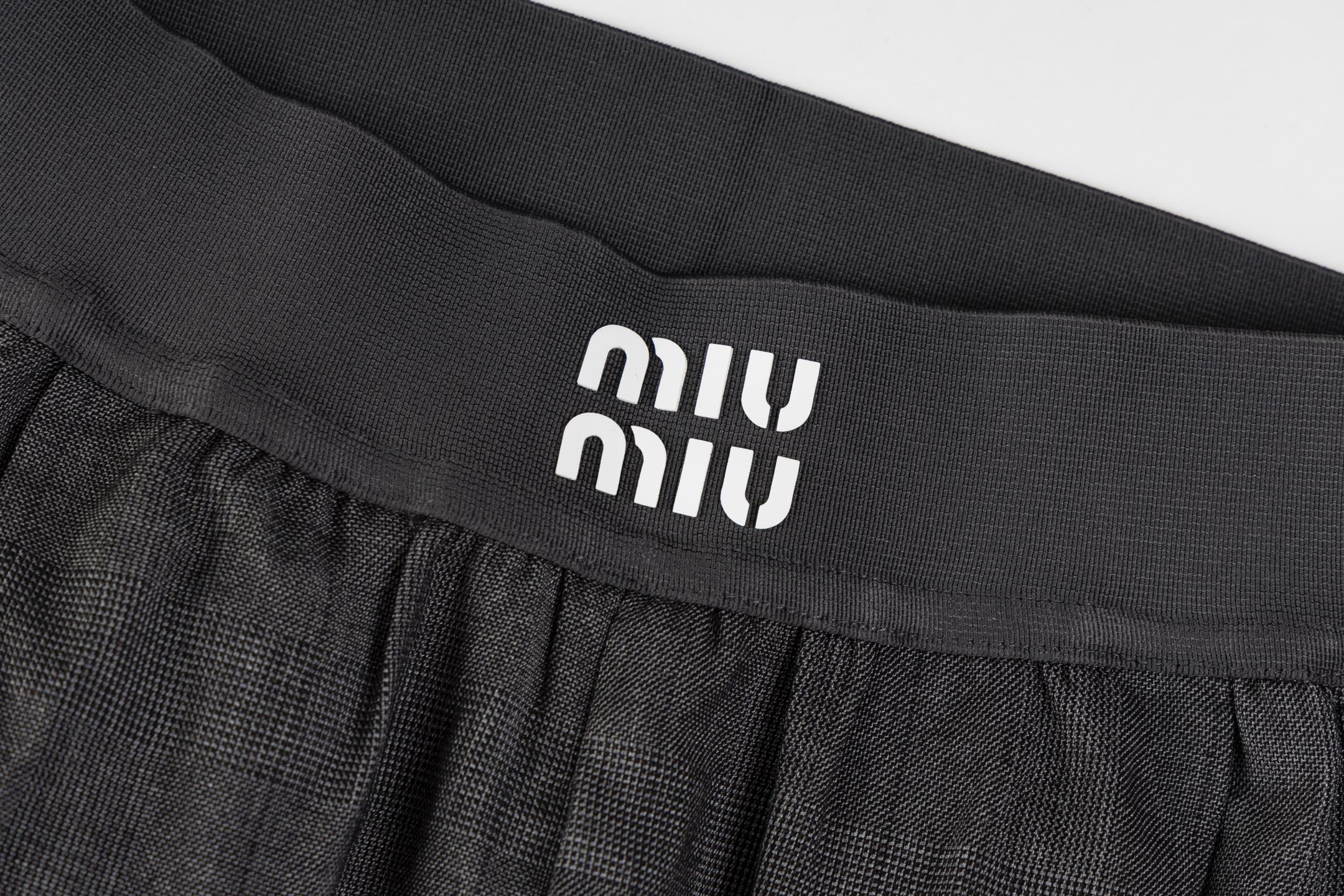 LuxluxHouse Best Quality Clothes Miu Miu Pants