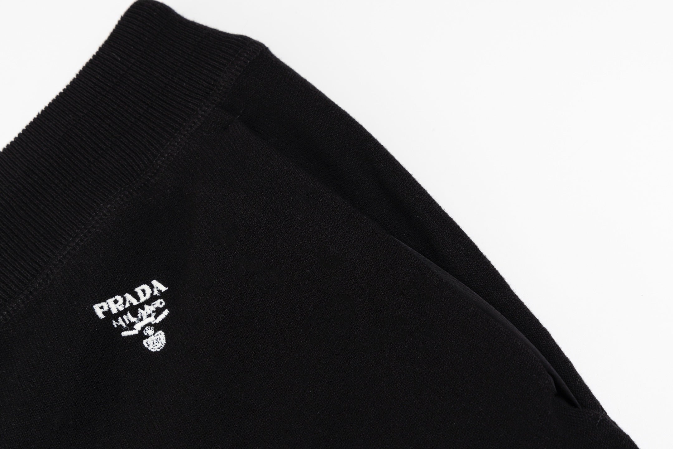 LuxluxHouse Best Quality Clothes Pants Prada