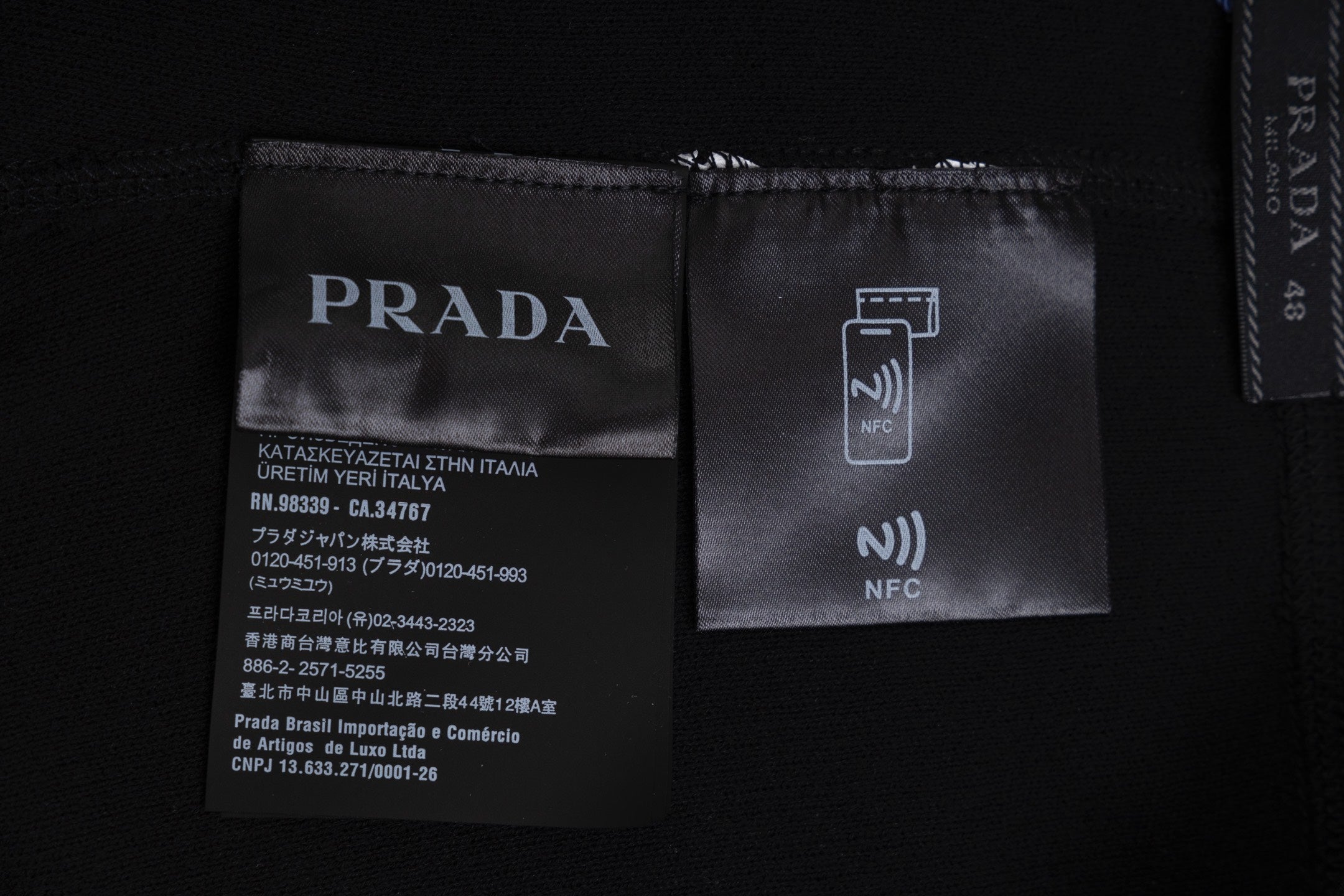 LuxluxHouse Best Quality Clothes Pants Prada