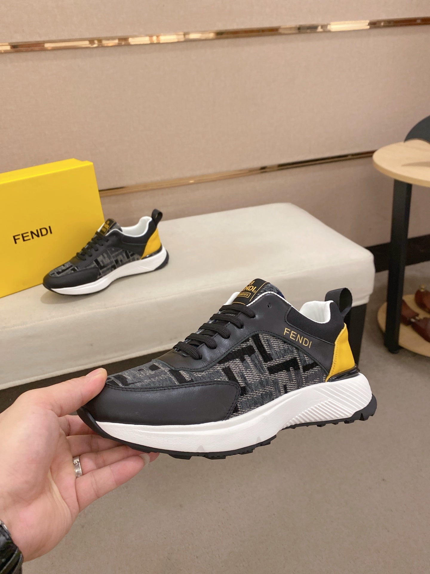LuxluxHouse Best Quality Shoes Fendi
