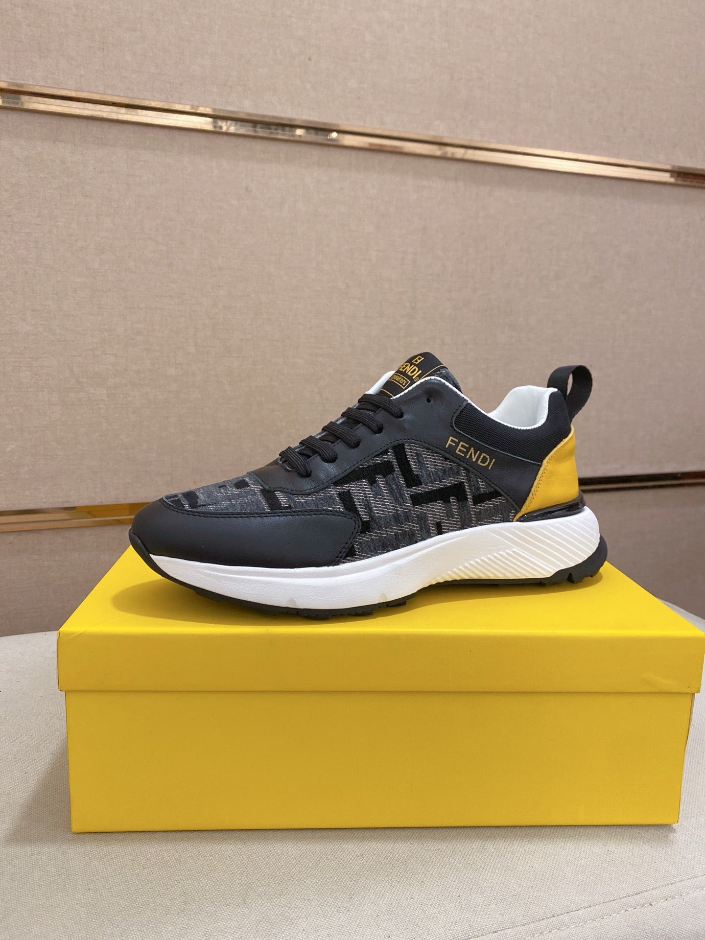 LuxluxHouse Best Quality Shoes Fendi
