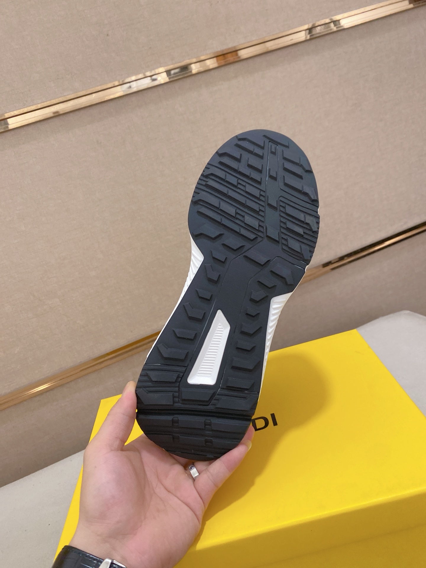 LuxluxHouse Best Quality Shoes Fendi